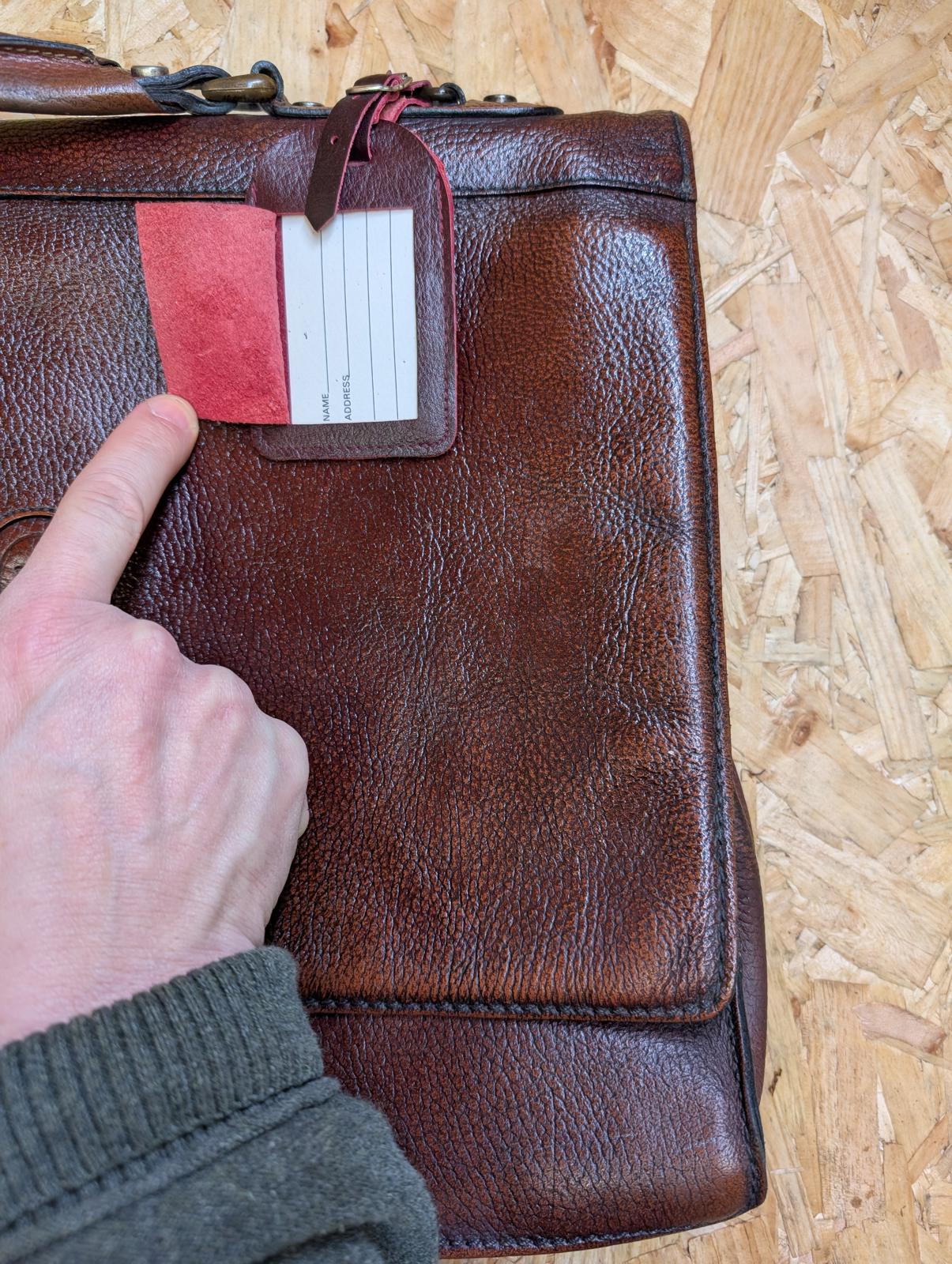 Quality Leather Burgundy 16 " Messenger Bag Medium Briefcase Satchel Book Strap