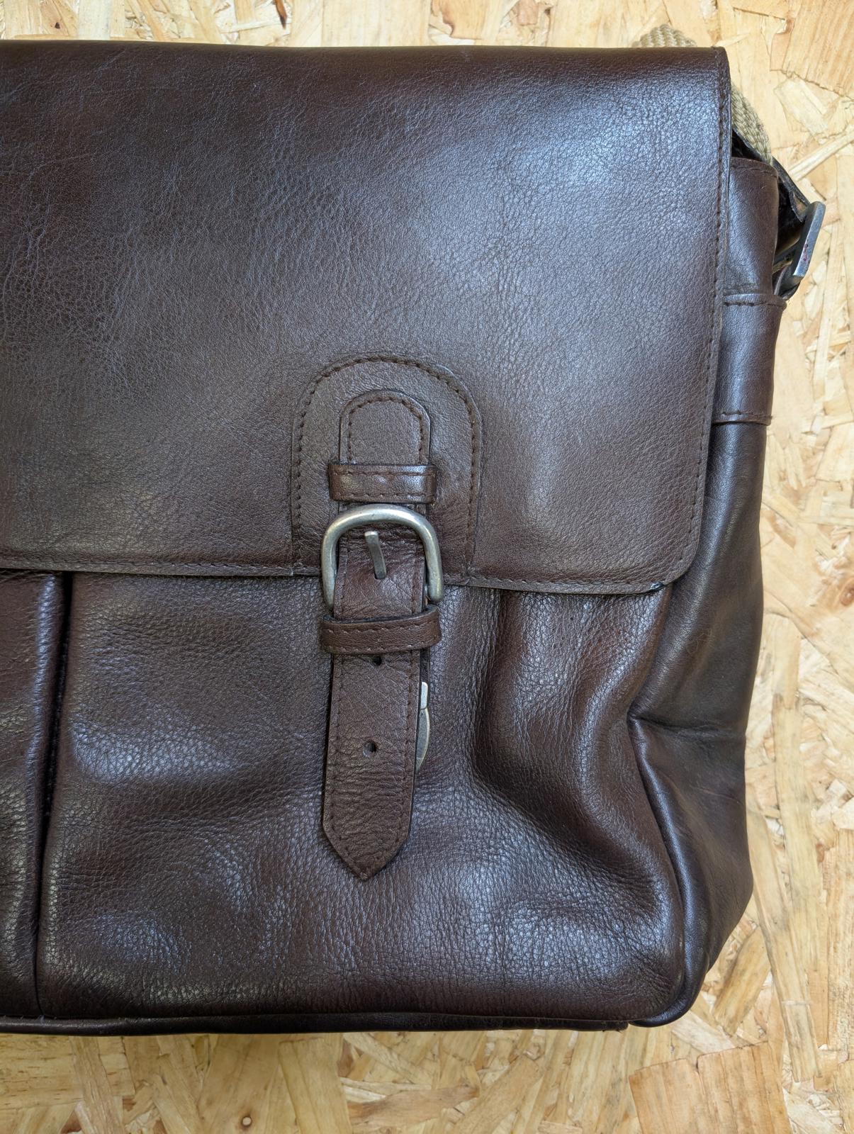 Hidesign Quality Leather Brown 15.5" Messenger Bag Medium Briefcase Satchel Book