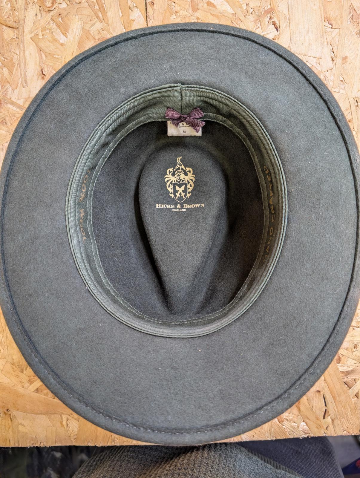 Hicks & Brown Felt Wool Hat Forest Size Medium Khaki Green Feather