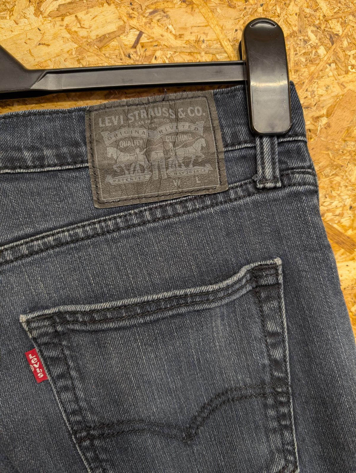 Levis 511 Slim Jeans W32 L32 Men Navy Blue Slim Straight Leg Red Tab Zip Fly