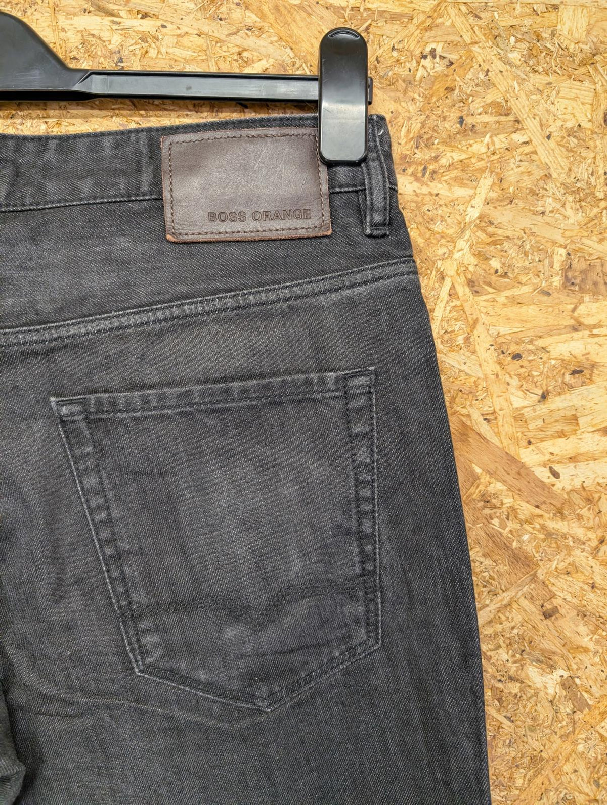 Hugo Boss Jeans W34 L32 Men Regular Fit Black Stonewash Denim Straight Button
