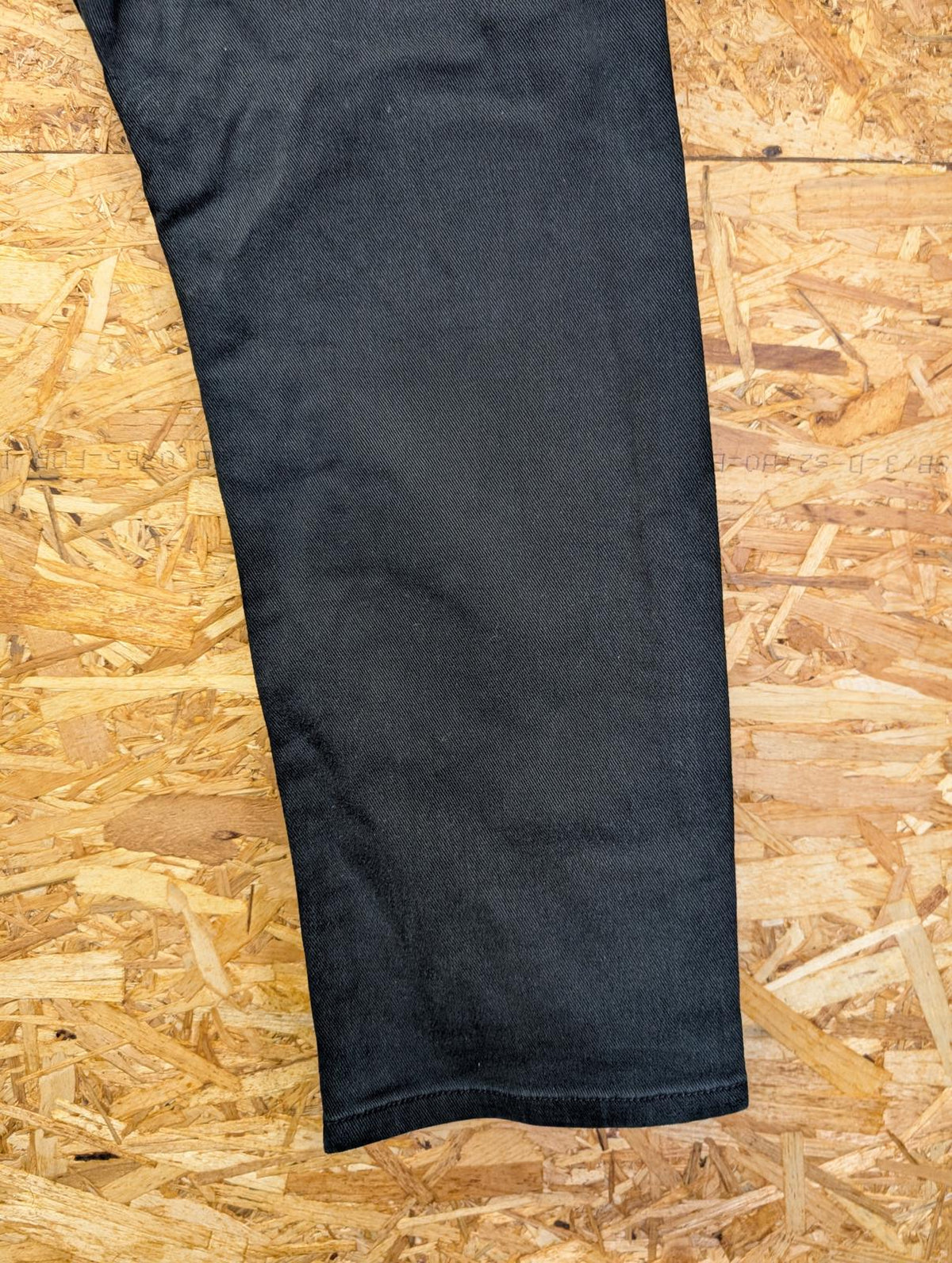 Levis 520 Slim Jeans W34 L32 Men Black Rock Indie Goth Skinny Zip Fly