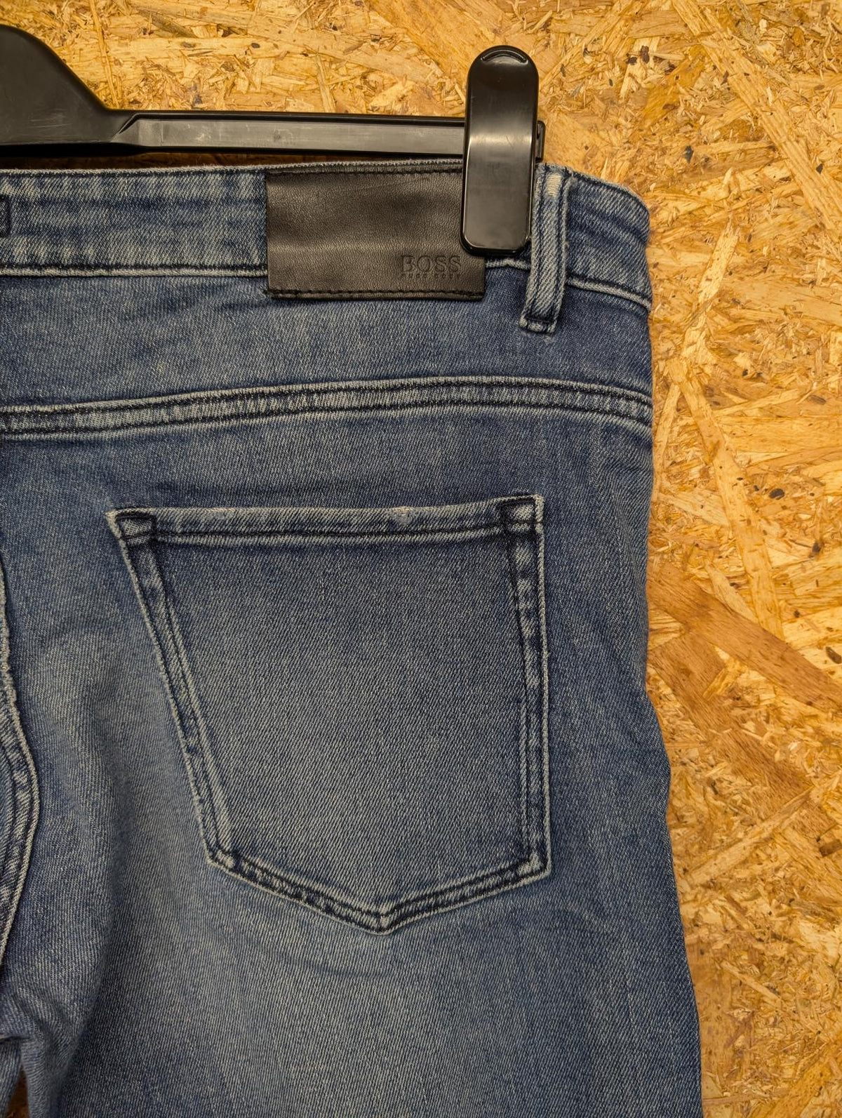 Hugo Boss Jeans W34 L32 Men Regular Fit Navy Blue Denim Straight Leg Zip Fly