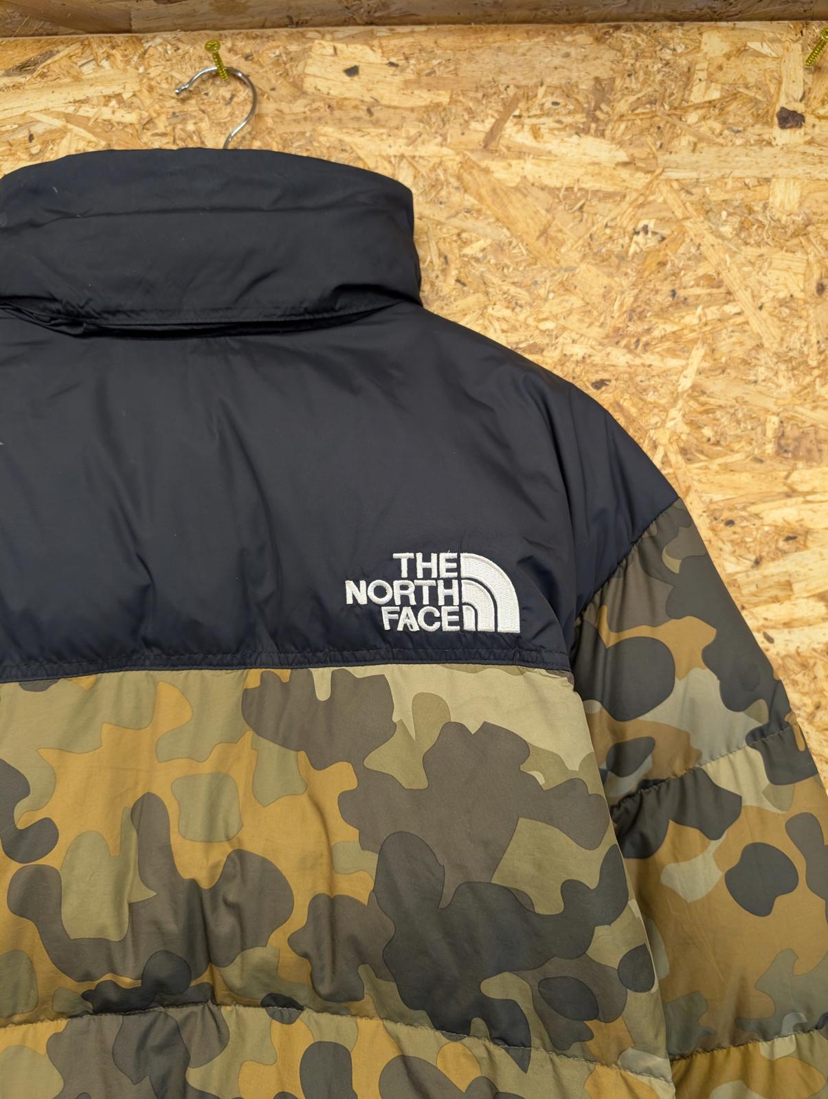 TNF North Face Nuptse 700 Men Medium Goose Down Puffer Jacket Camouflage 1996