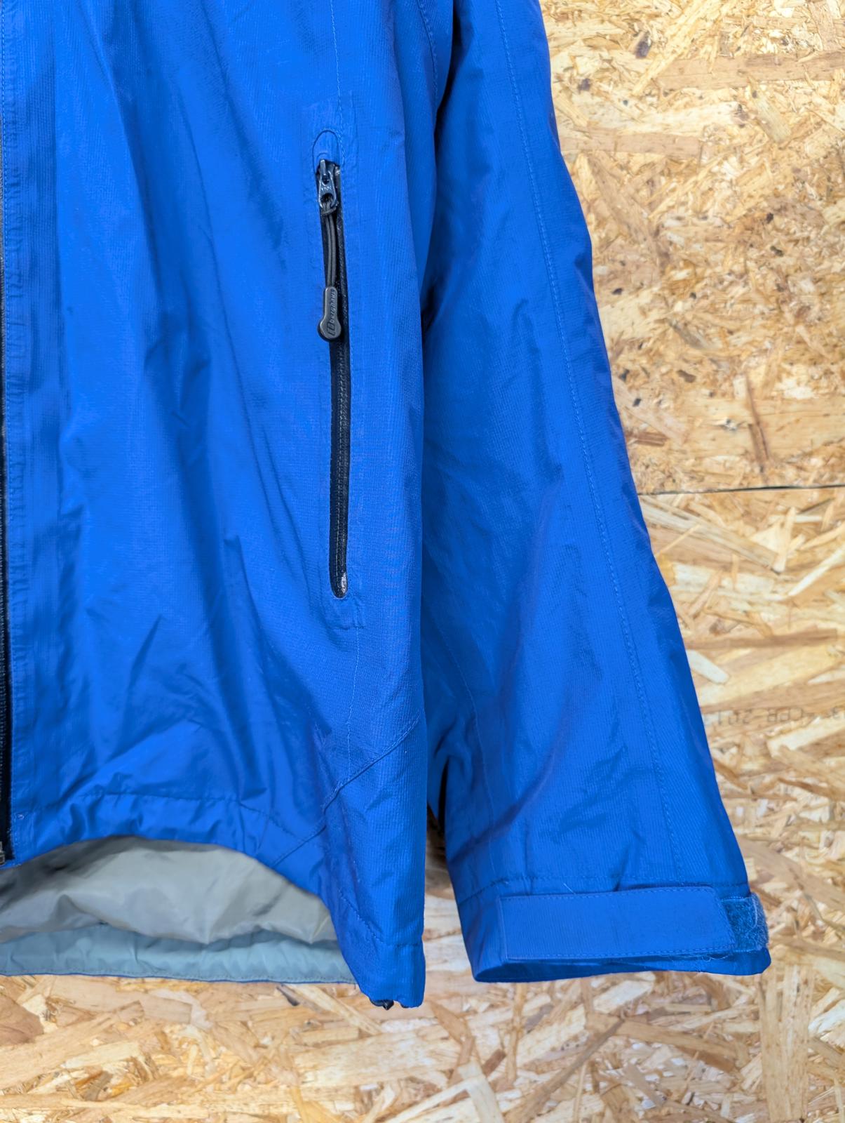 Berghaus Blue Deluge 3 Jacket Medium Men Waterproof Gore-Tex Waterproof Hooded