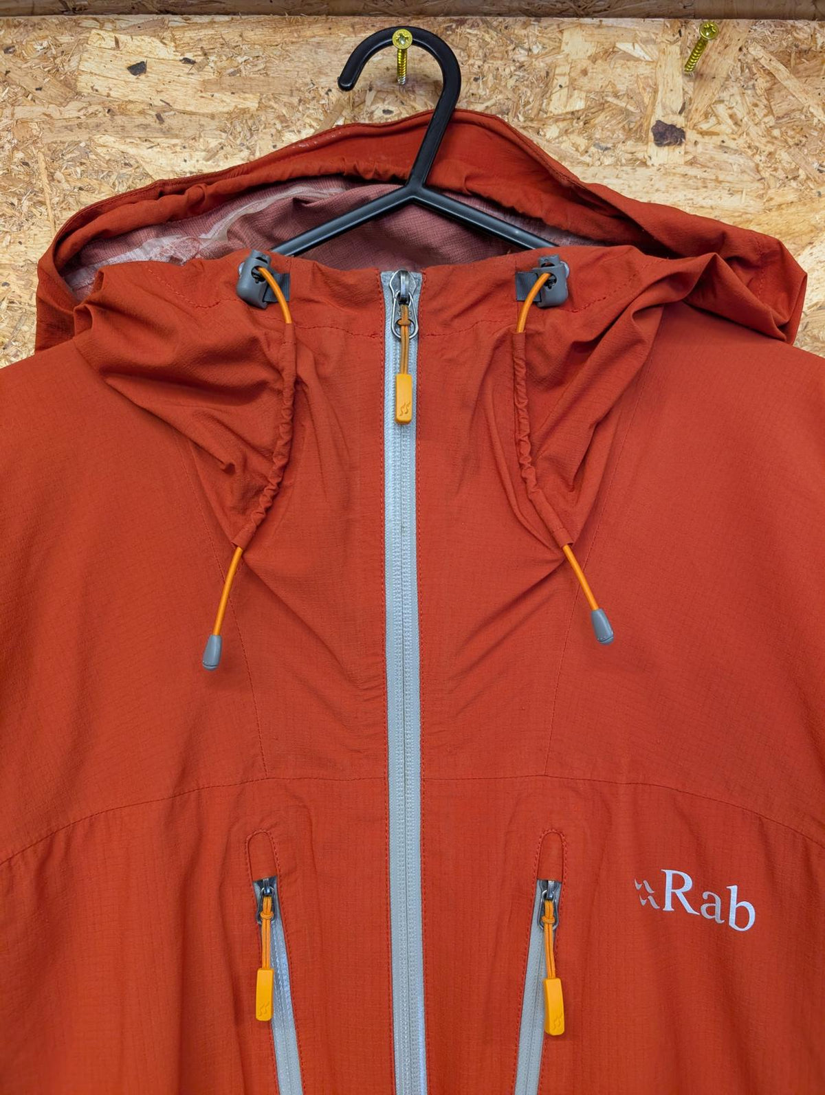 Rab Spark Jacket Medium Men Lightweight Waterproof Orange Hooded Rain Shell Coat