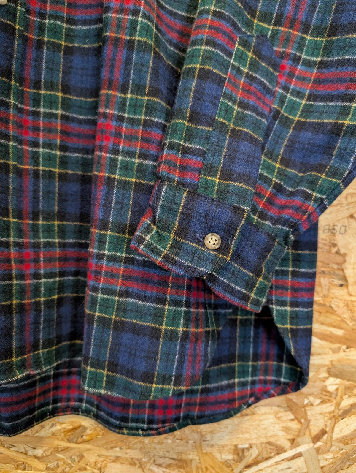 Pendleton Lodge Shirt Large Men Made USA Black Grey Plaid Check Wool LS Pocket