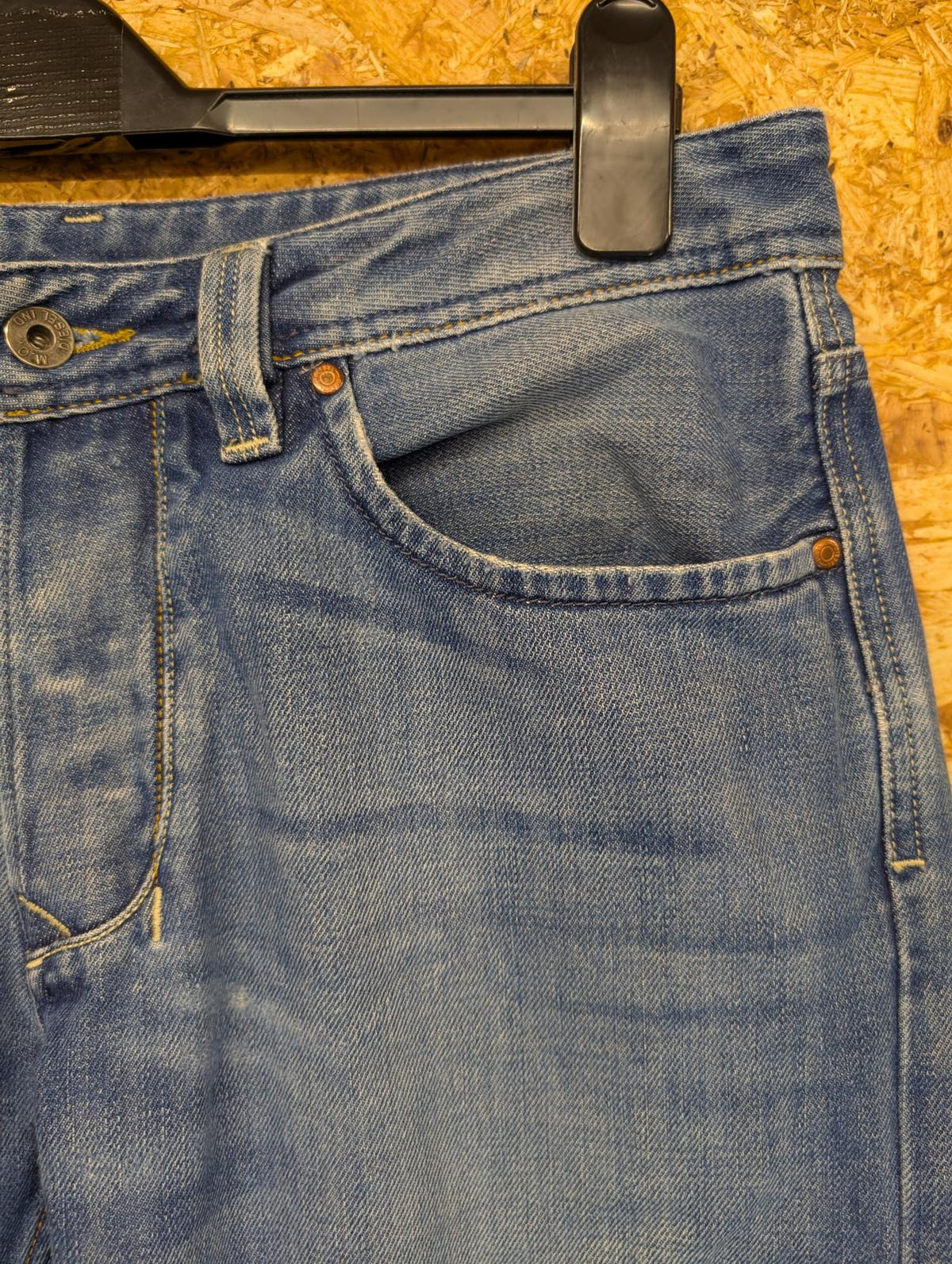 Diesel Larkee Jeans W32 L32 008AT Mid Blue Denim Regular Straight Button Fly