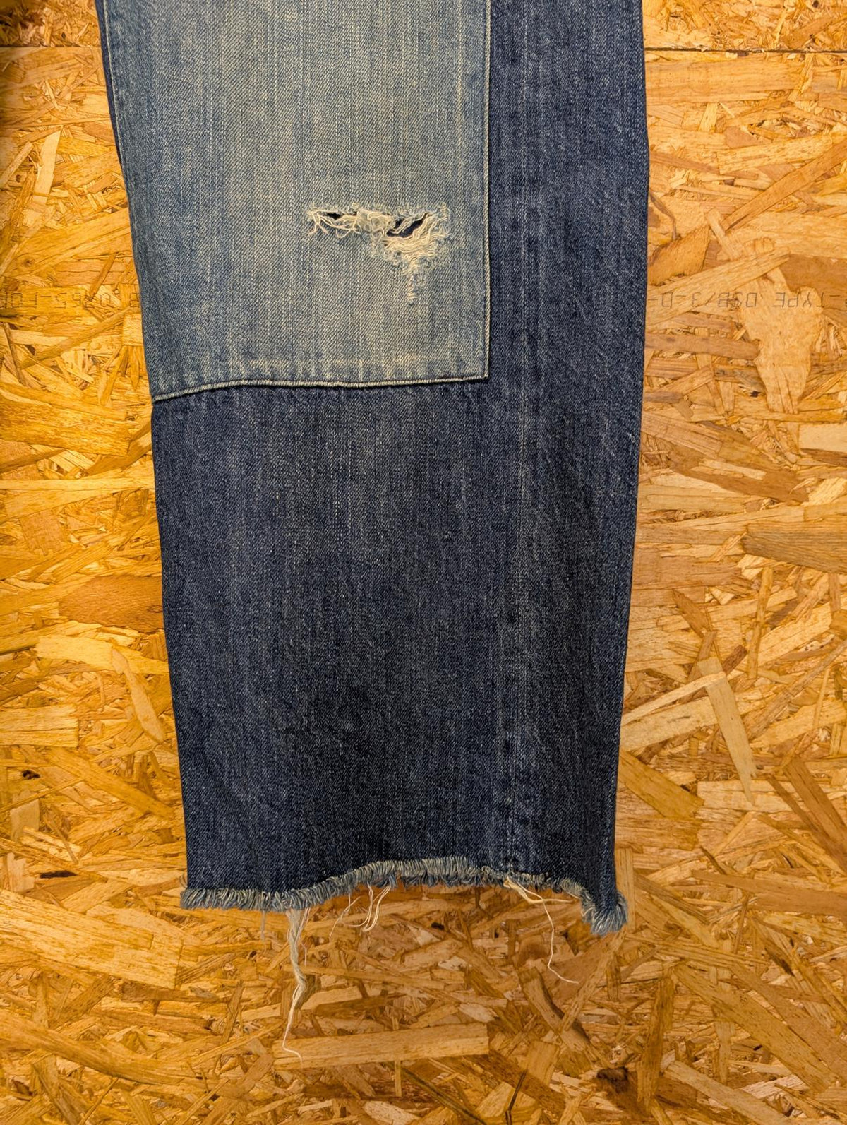 Levis Vintage Clothing 501 1915 Blue Jeans W32 Cinch Raw Hem Cropped Selvedge