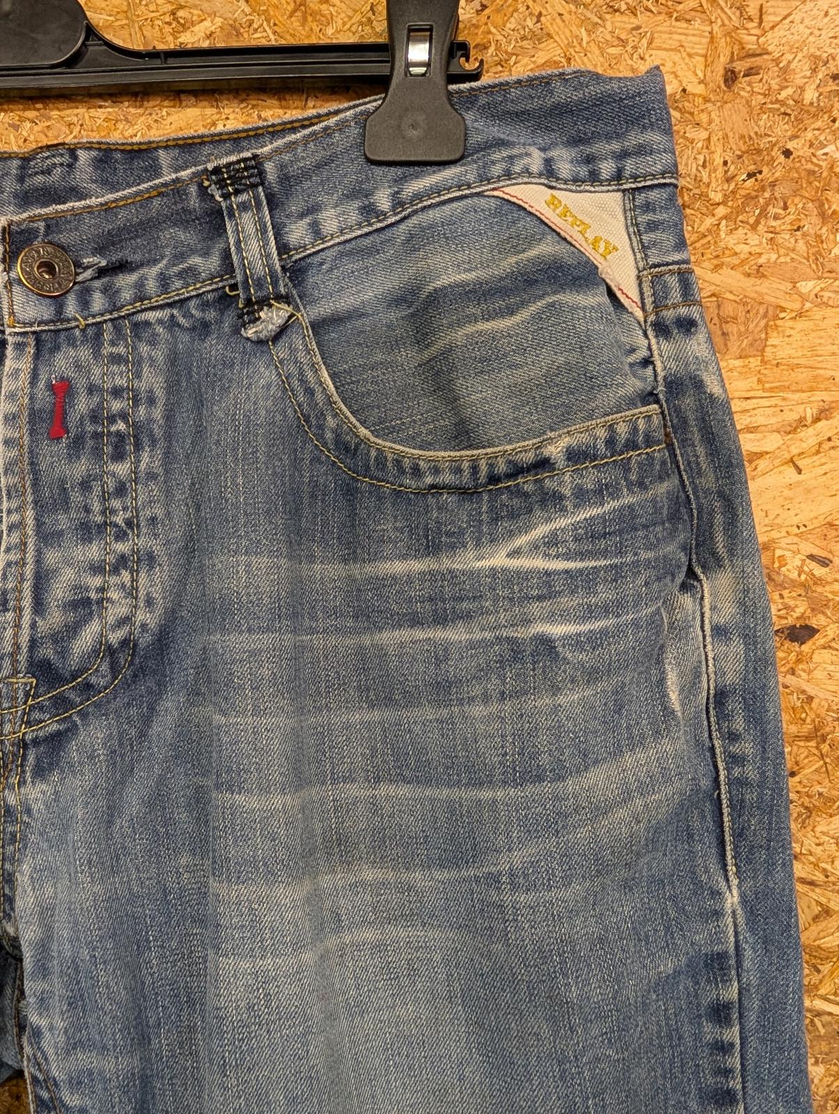 Y2K Replay Jeans W36 L32 Distressed Blue Denim Baggy Straight Leg Vintage Button