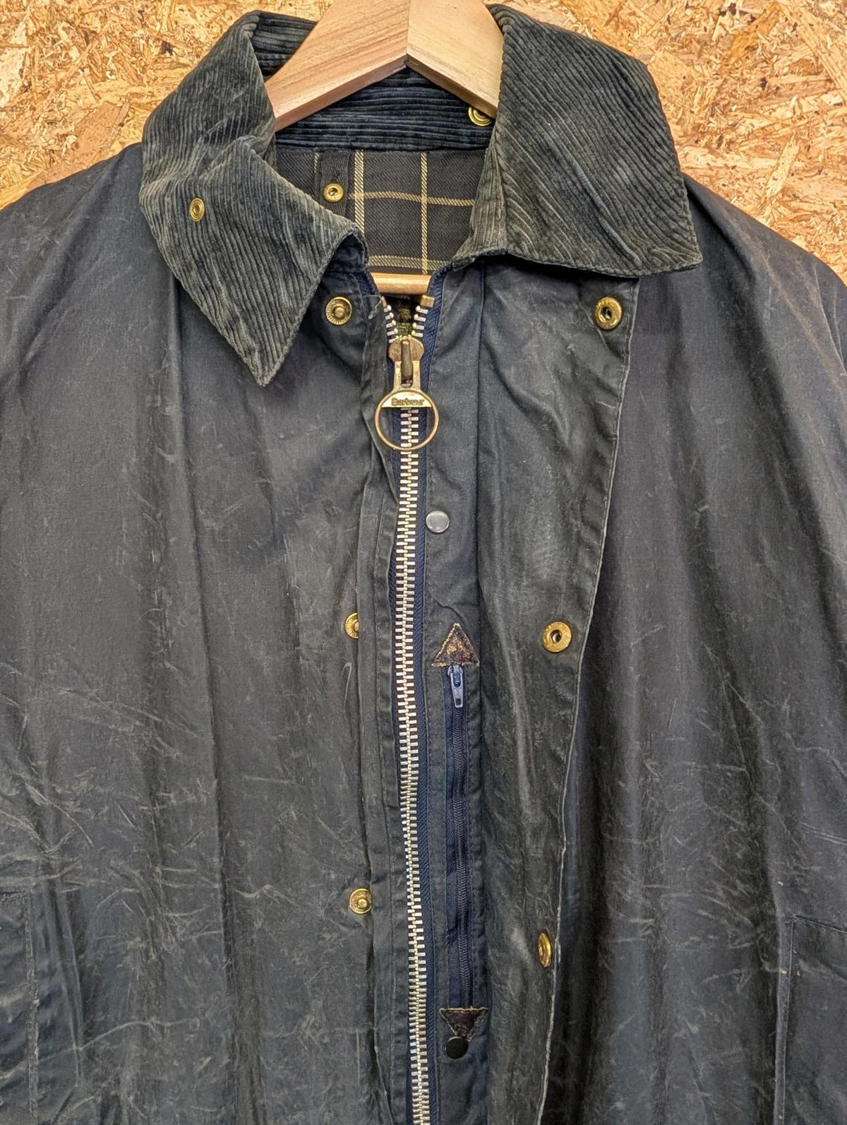 Vintage Barbour Border Wax Jacket C40 Medium Men A205 Navy Blue 80s England Made