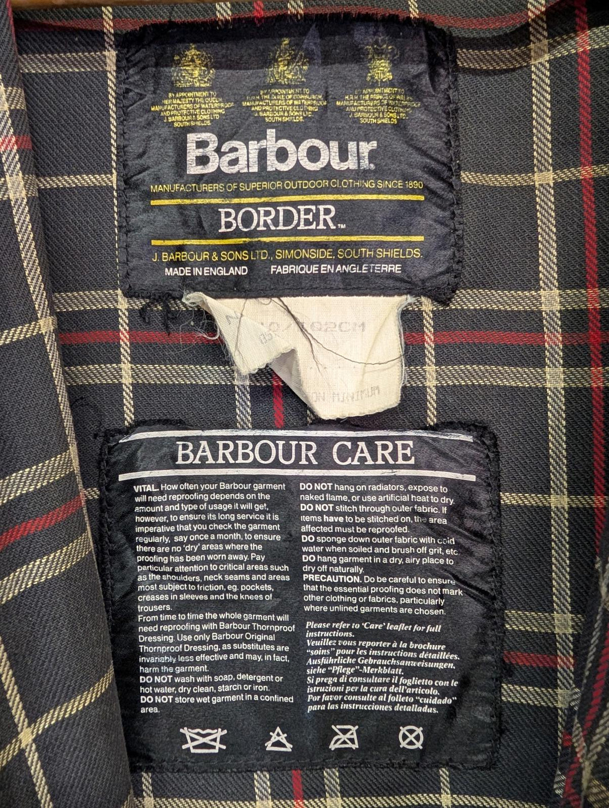 Vintage Barbour Border Wax Jacket C40 Medium Men A205 Navy Blue 80s England Made