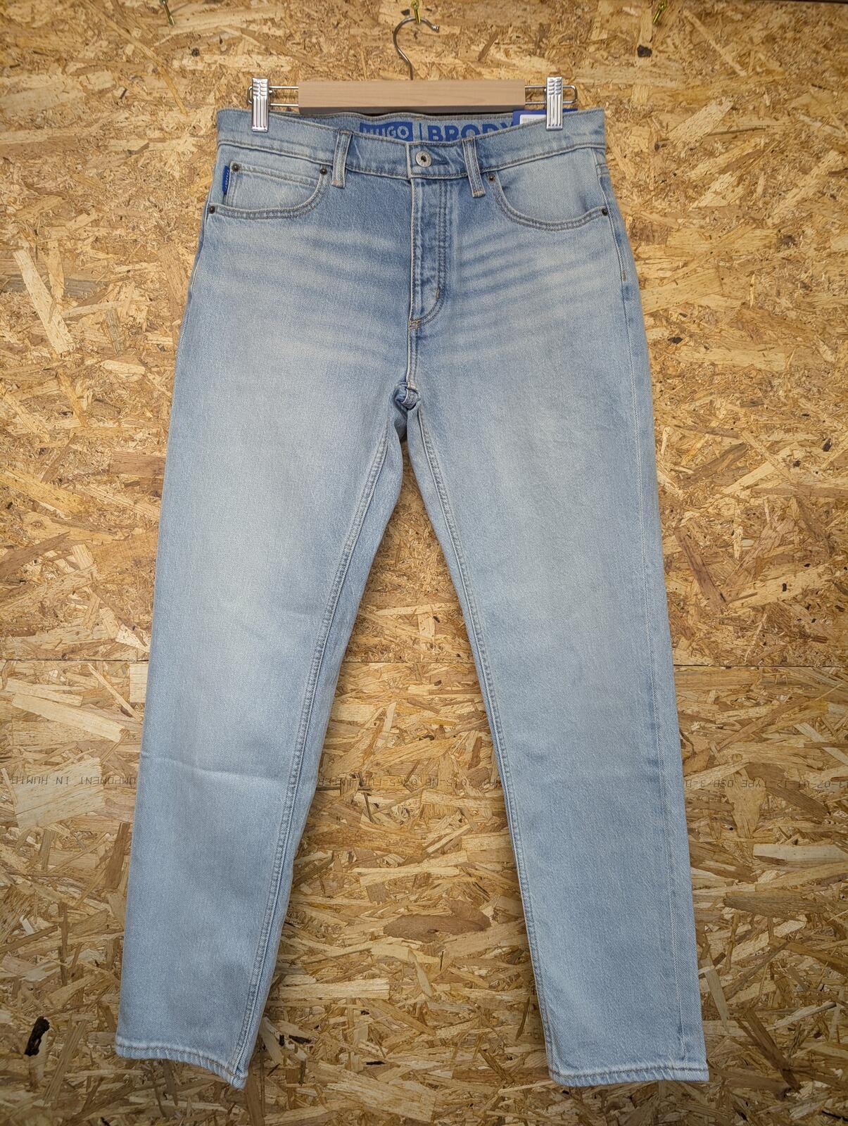 Hugo Boss Brody Jeans W29 L32 Tapered Fit Light Blue Denim Straight Button Fly