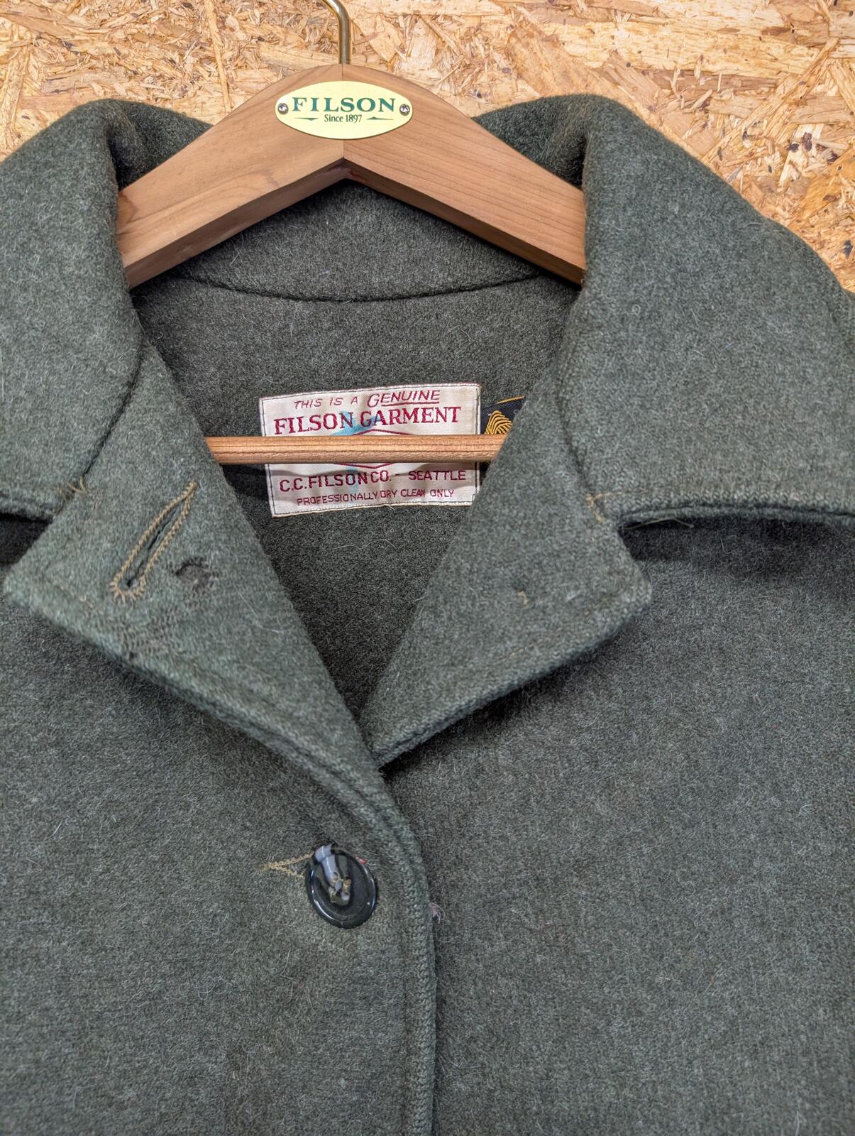 Filson Double Mackinaw Coat Large 42 Wool Jacket Forest Green Made USA Lot 83