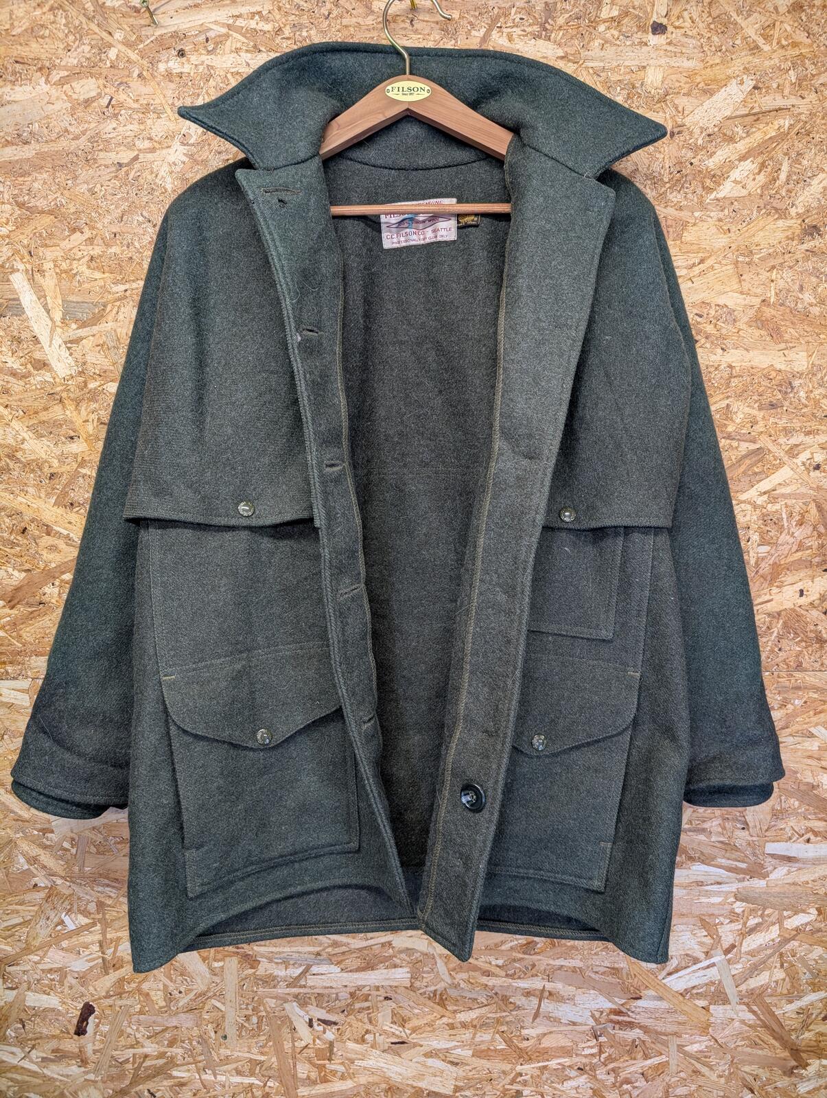 Filson Double Mackinaw Coat Large 42 Wool Jacket Forest Green Made USA Lot 83