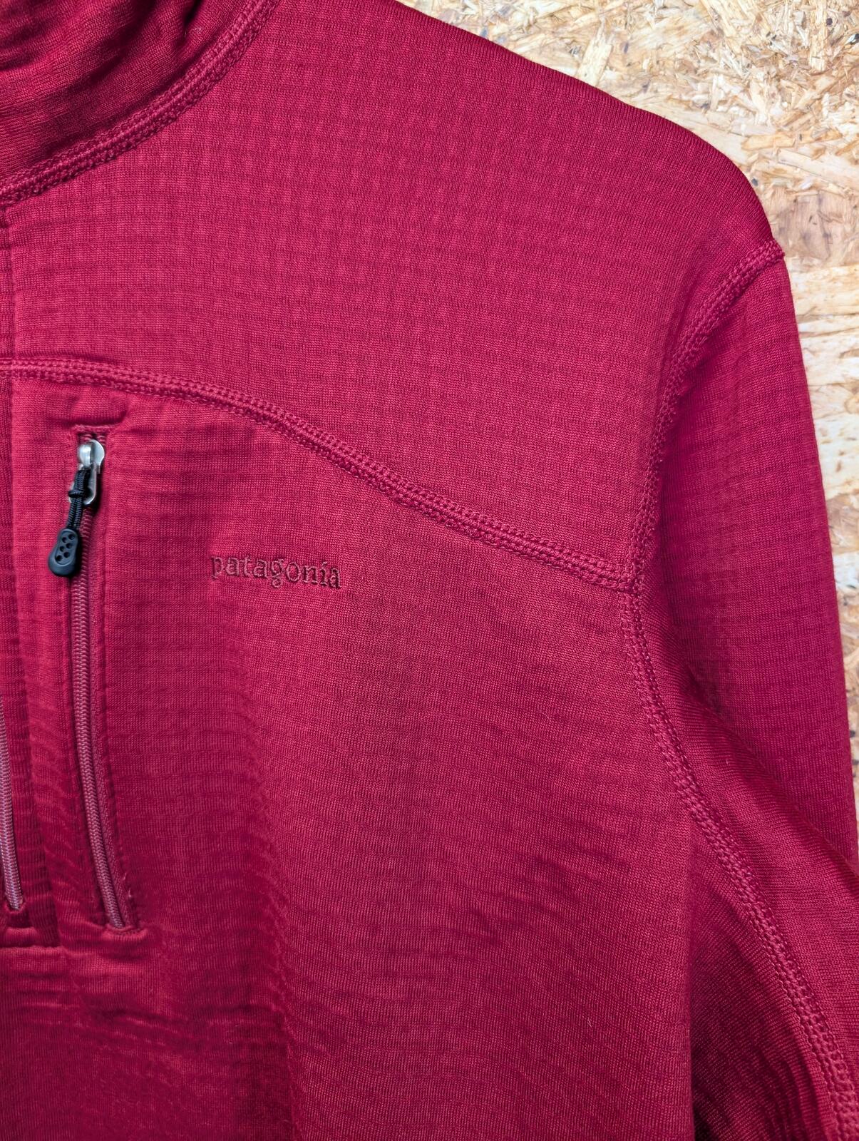Patagonia R1 TechFace Jacket Fleece Large Men 1/4 Zip Red Microgrid Jumper