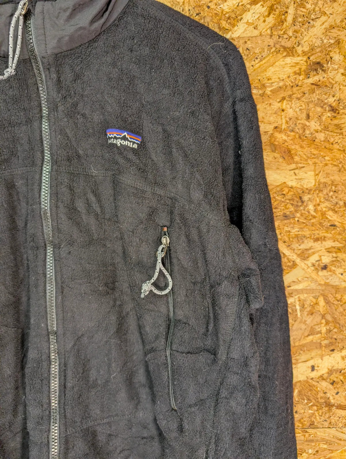 Patagonia R3 Radiant Fleece Jacket Womens Medium Black Full Zip Microgrid Hiking
