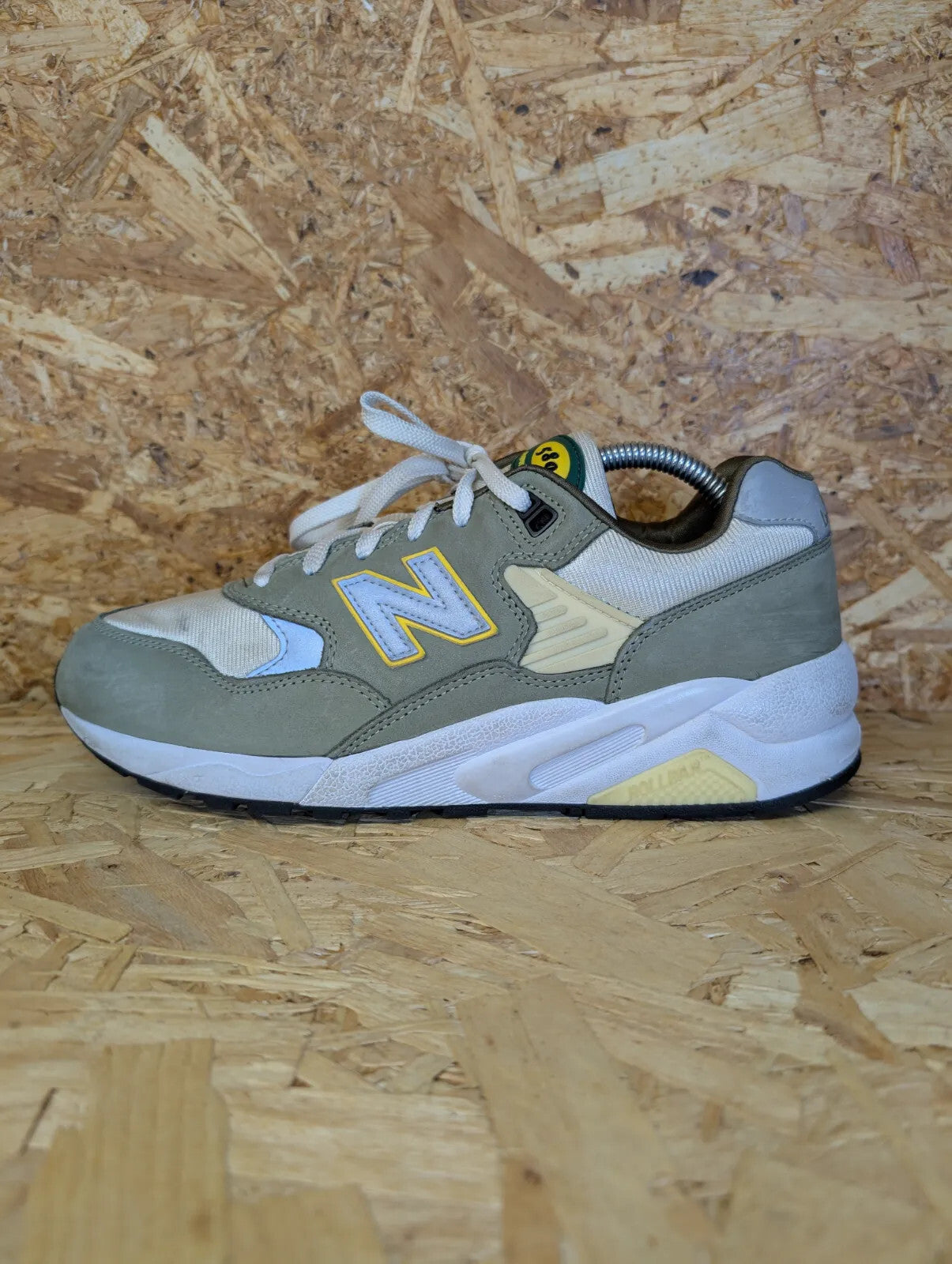 New Balance 580 Running Shoes UK 8 EU 42 Khaki Green White Lace Rollbar Trainers