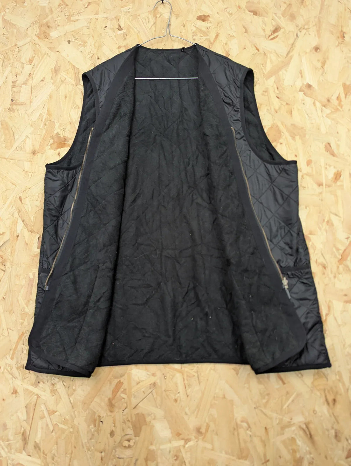Barbour Gilet Vest Mens XL Black Polyamide Diamond Quilted Fleece Lined Polar
