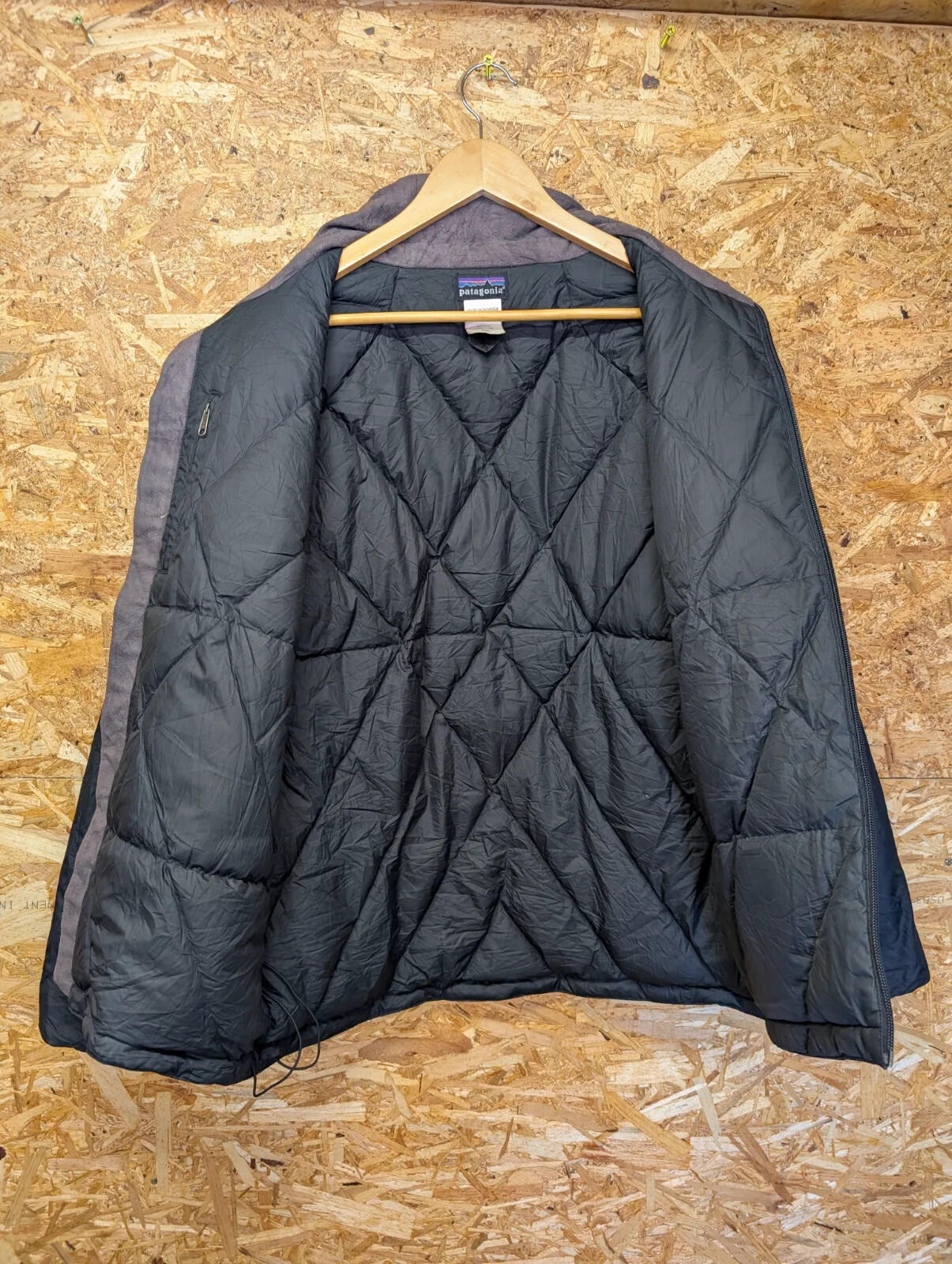 Patagonia Stealth Downer Jacket Mens Medium Black Insulated Puffer Goose Fill