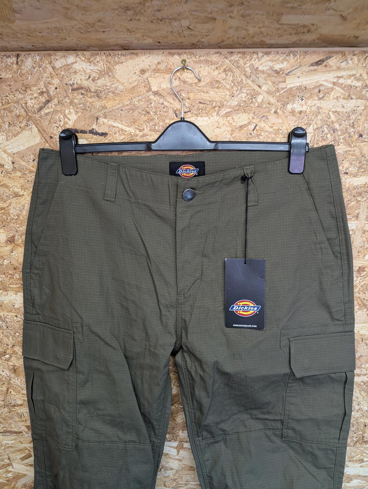 Dickies Cargo Pants W36 L32 Khaki Green Trousers Baggies Skate Carpenter Ripstop