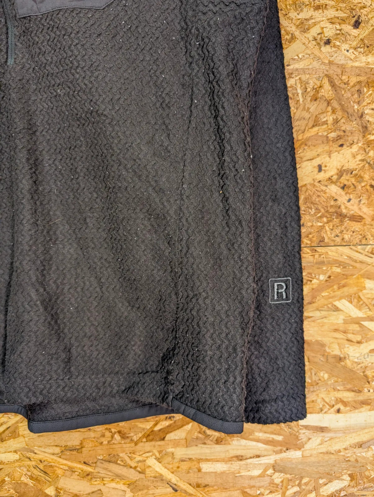 Patagonia R1 Fleece Pullover Mens Medium Black 1/2 Zip Hiking Walking Layer
