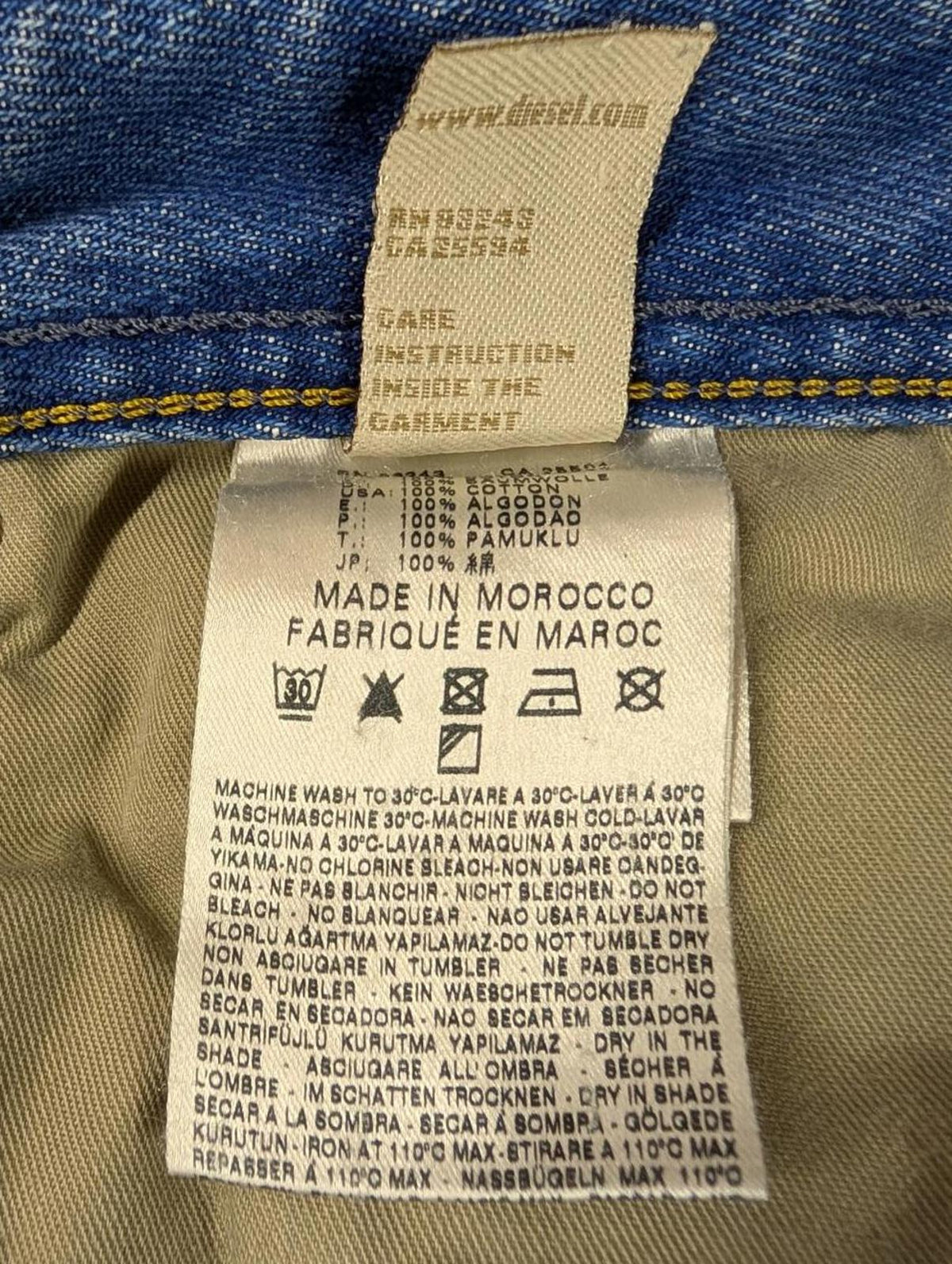 Diesel Larkee Jeans W32 L32 008AT Mid Blue Denim Regular Straight Button Fly