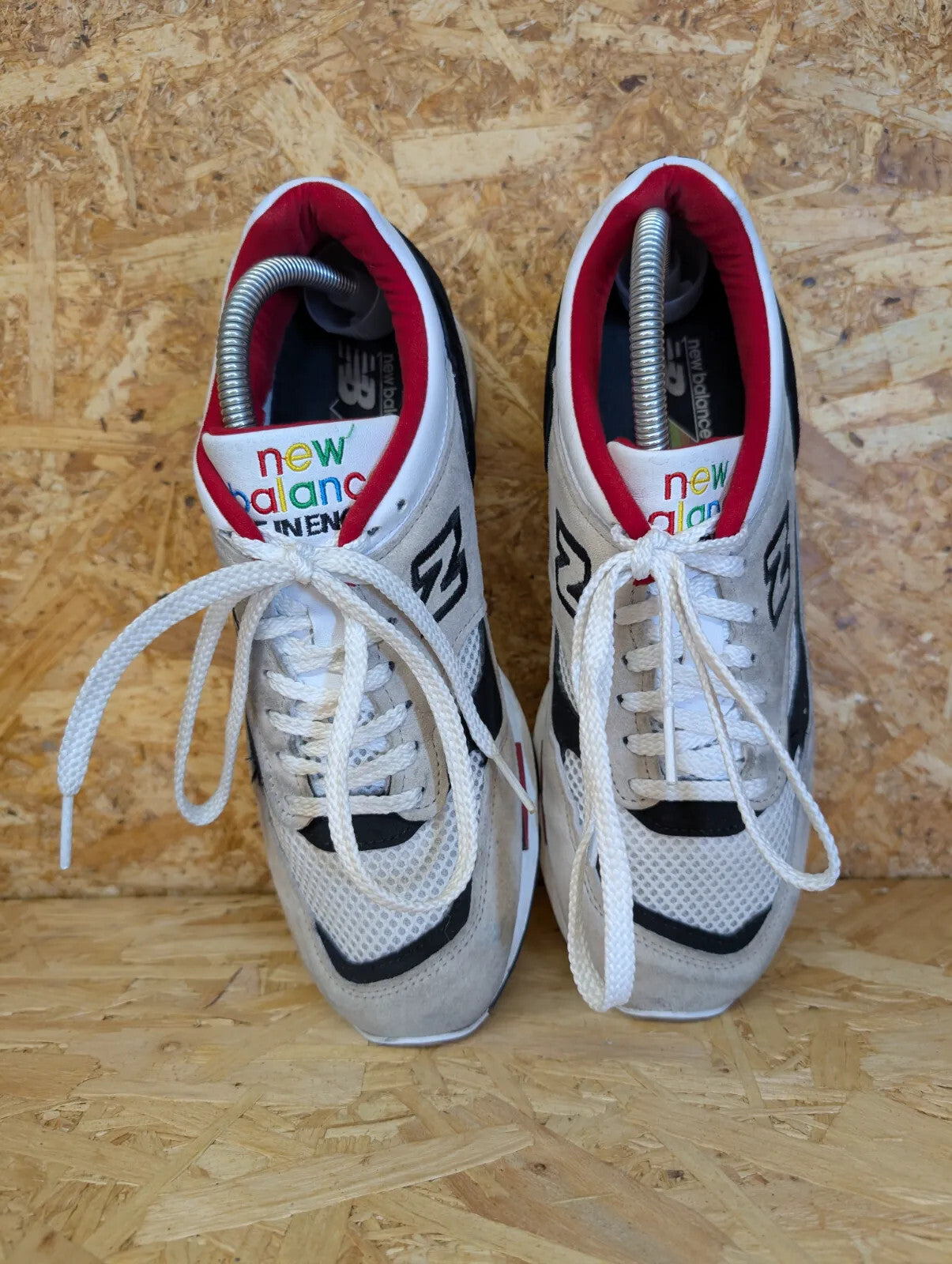 New Balance 1500 PWK Trainers UK 7.5 White Black Grey Red Suede Lace Rainbow