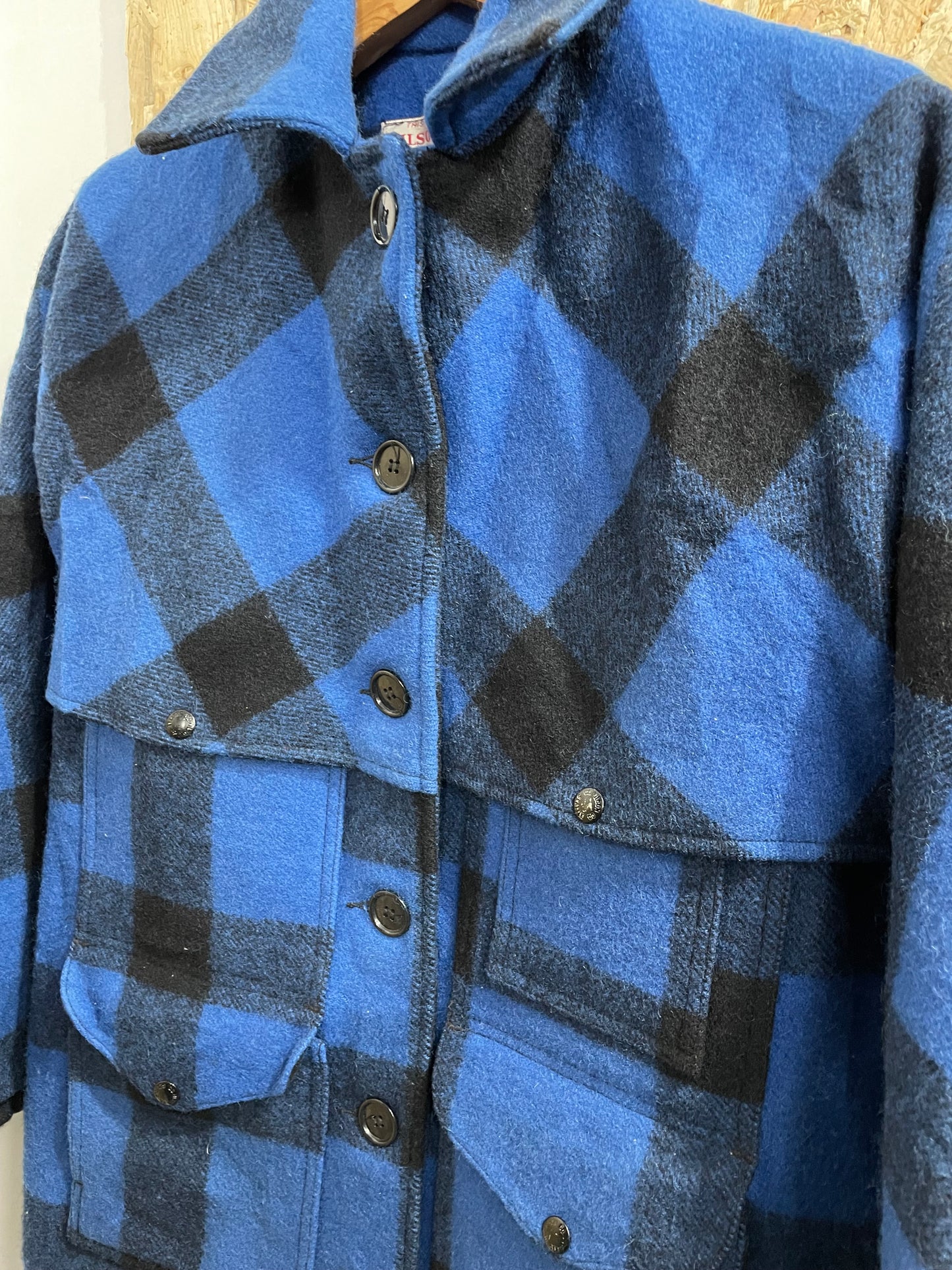 Filson Buffalo Plaid Blue Lot 83 Double Mackinaw Wool Jacket Vintage Size Small