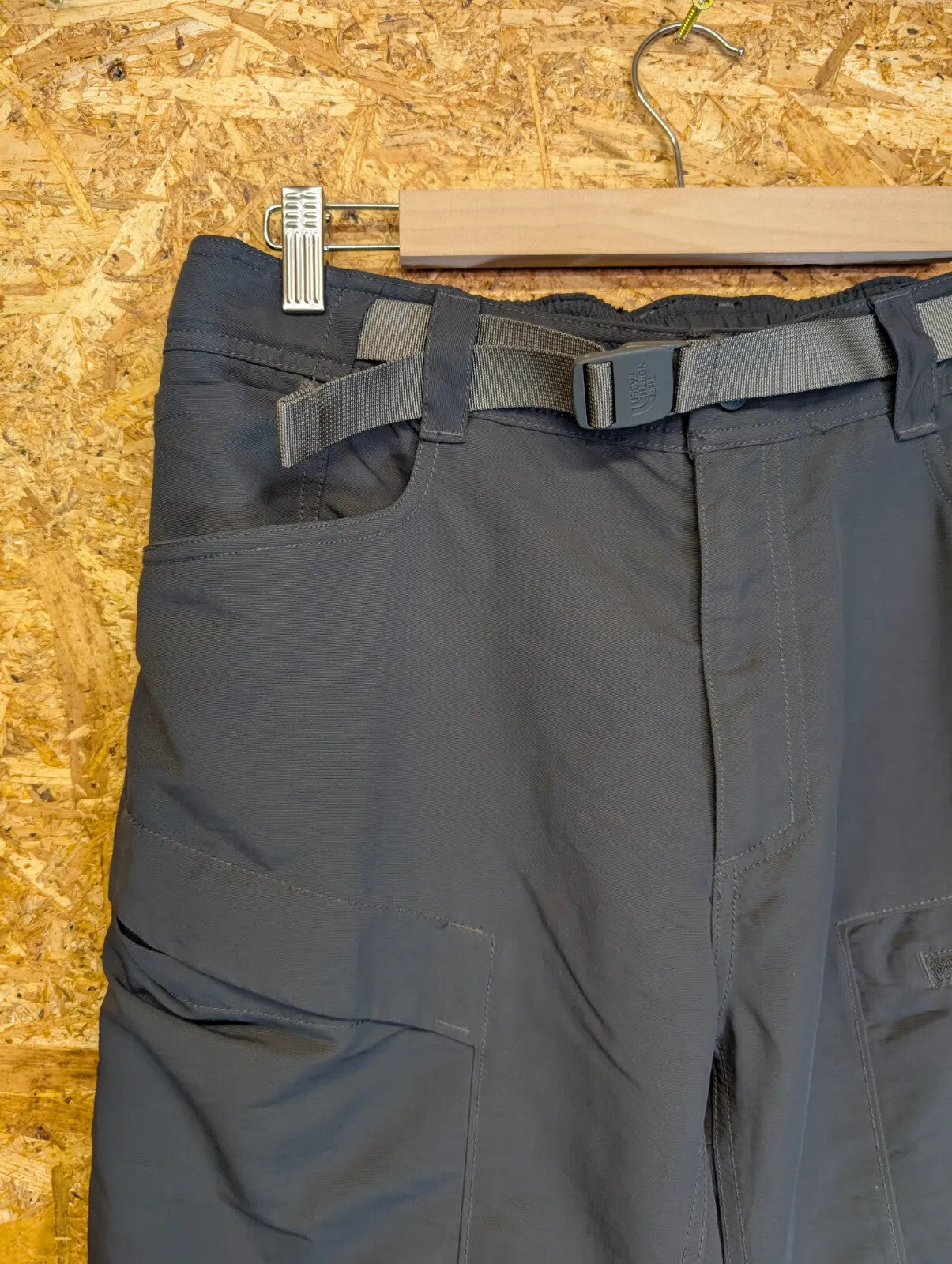 North Face Hiking Trousers Shorts Mens Medium W32 L32 Charcoal Grey Zip Off TNF