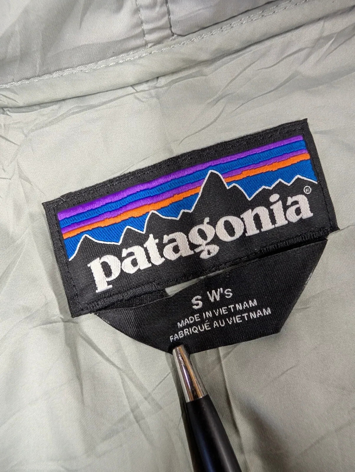 Patagonia Lost Canyon Jacket Womens Small Light Grey Quilted Puffer Padded
