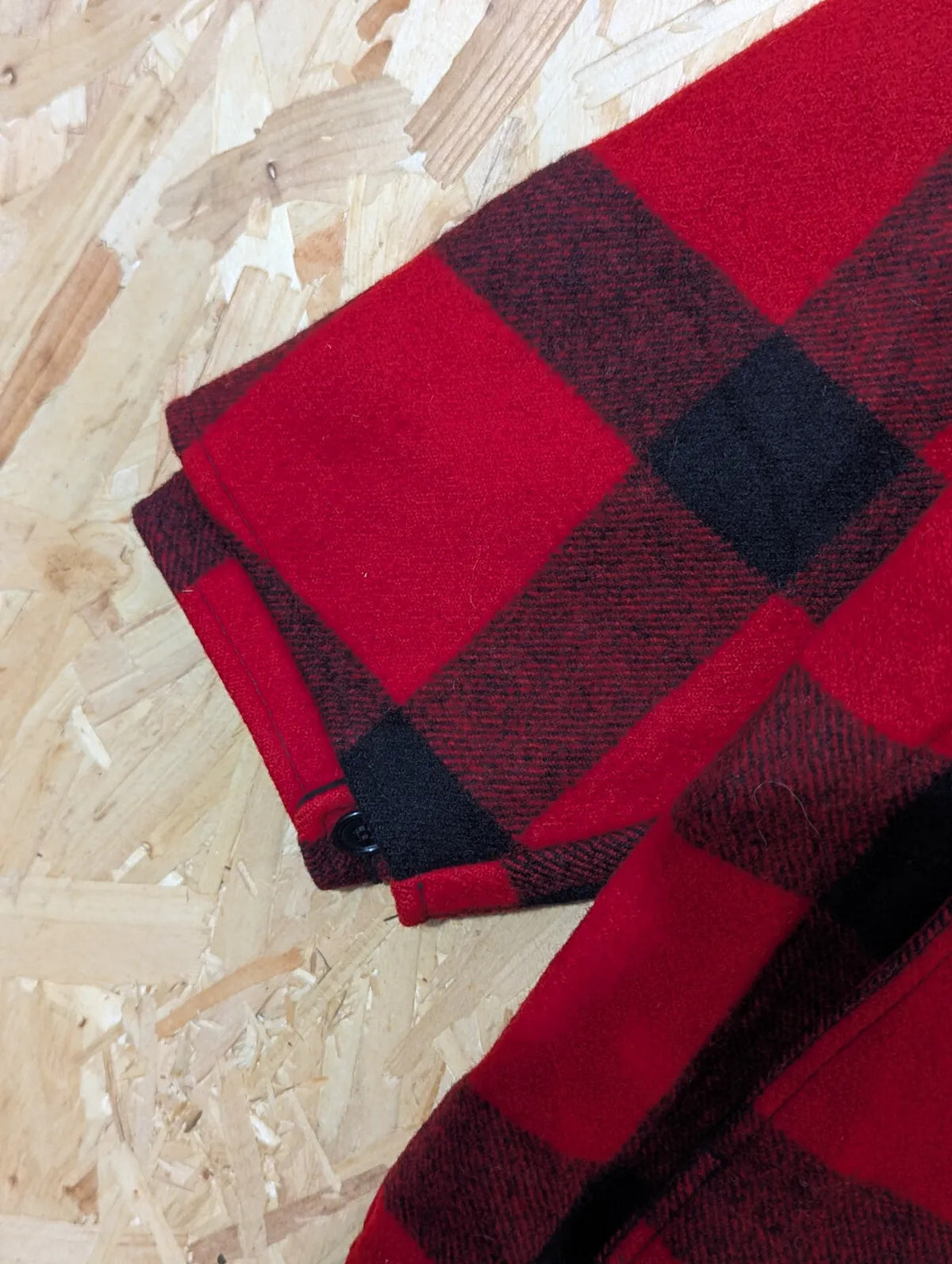 Vintage Filson Double Mackinaw Jacket Mens XL 44 Red Black Buffalo Plaid 80s