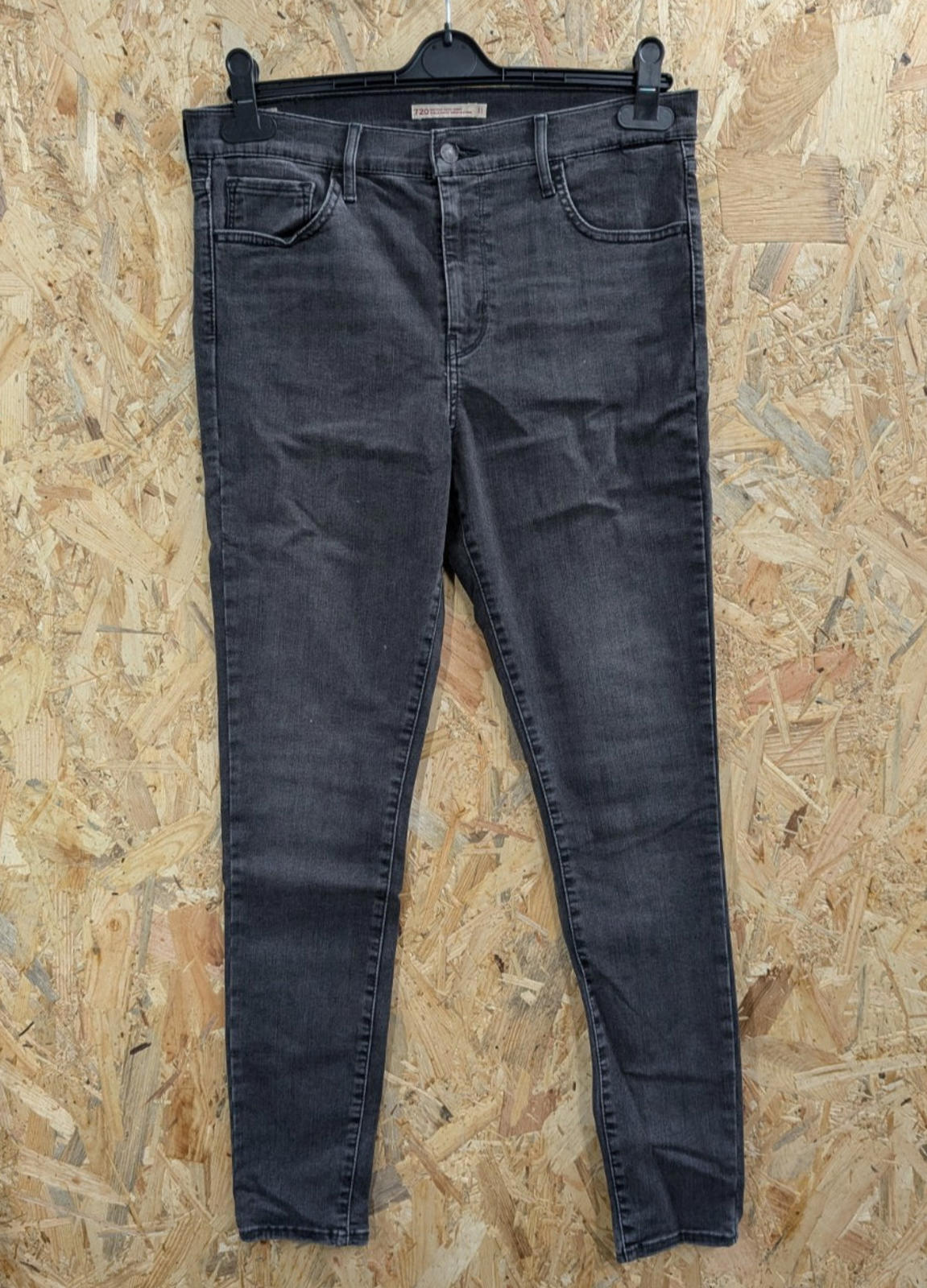 Levis 720 High Rise Super Skinny Jeans Size 8 W31 L30 Women Black Stretch Slim