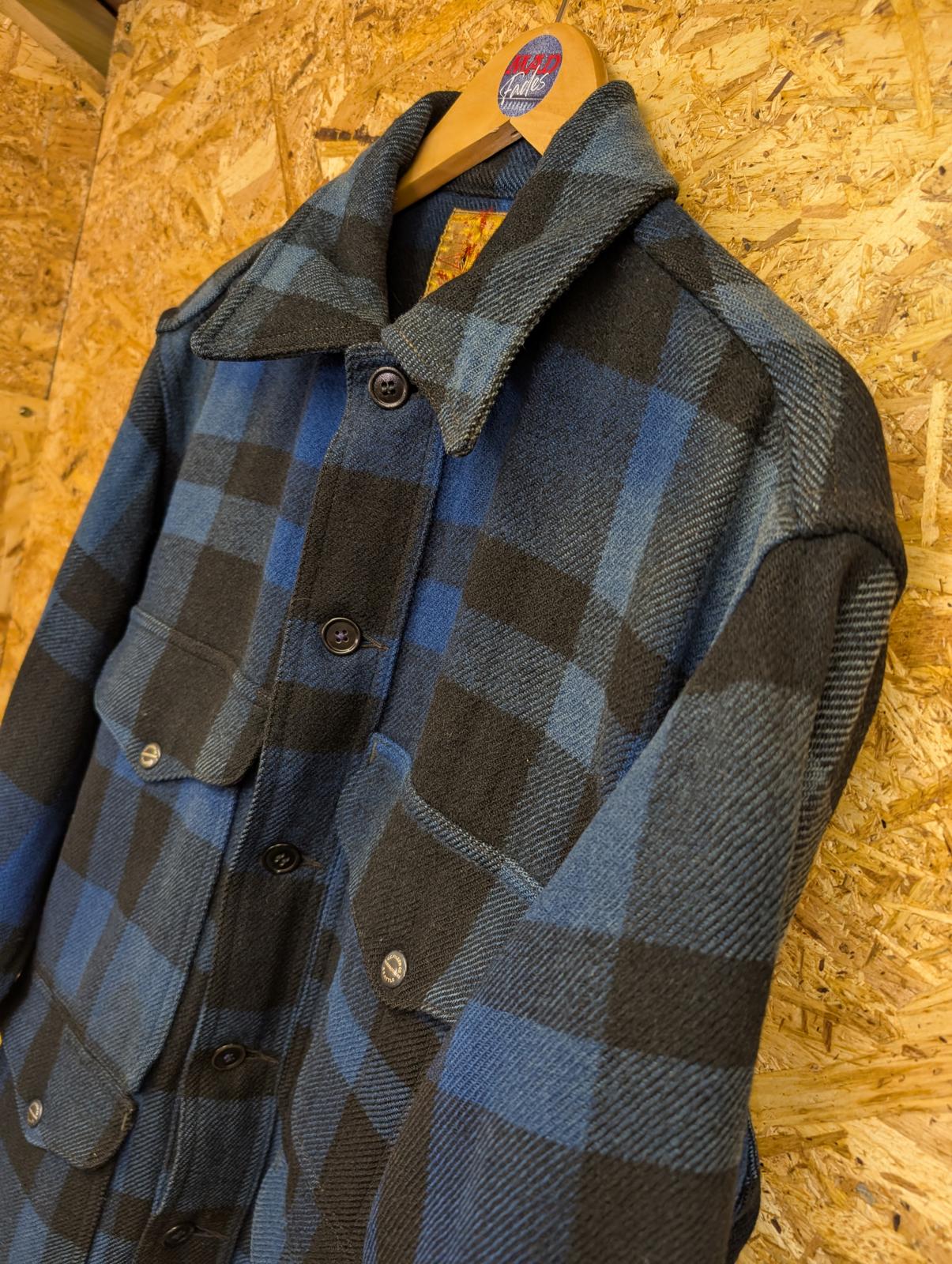 Filson Mackinaw Wool Cruiser Mens 42 Large Jacket Made In USA Vintage Enamel