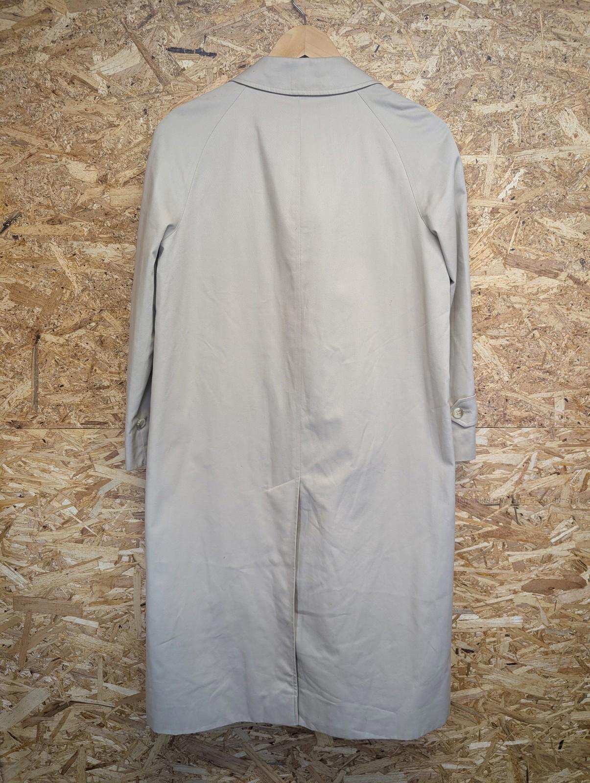 Burberrys London Trench Coat Size 8 Medium Women Beige Nova Check Vintage 90s