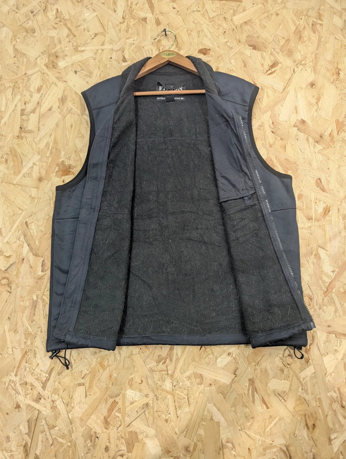 Filson Granite Spire Fleece Vest Mens Large Grey Black Fleece Lined Full Zip