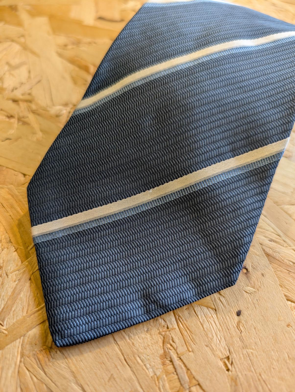 Georgio Armani Silk Tie 58" 147cm Made In Italy Blue Silver Diagonal Pattern