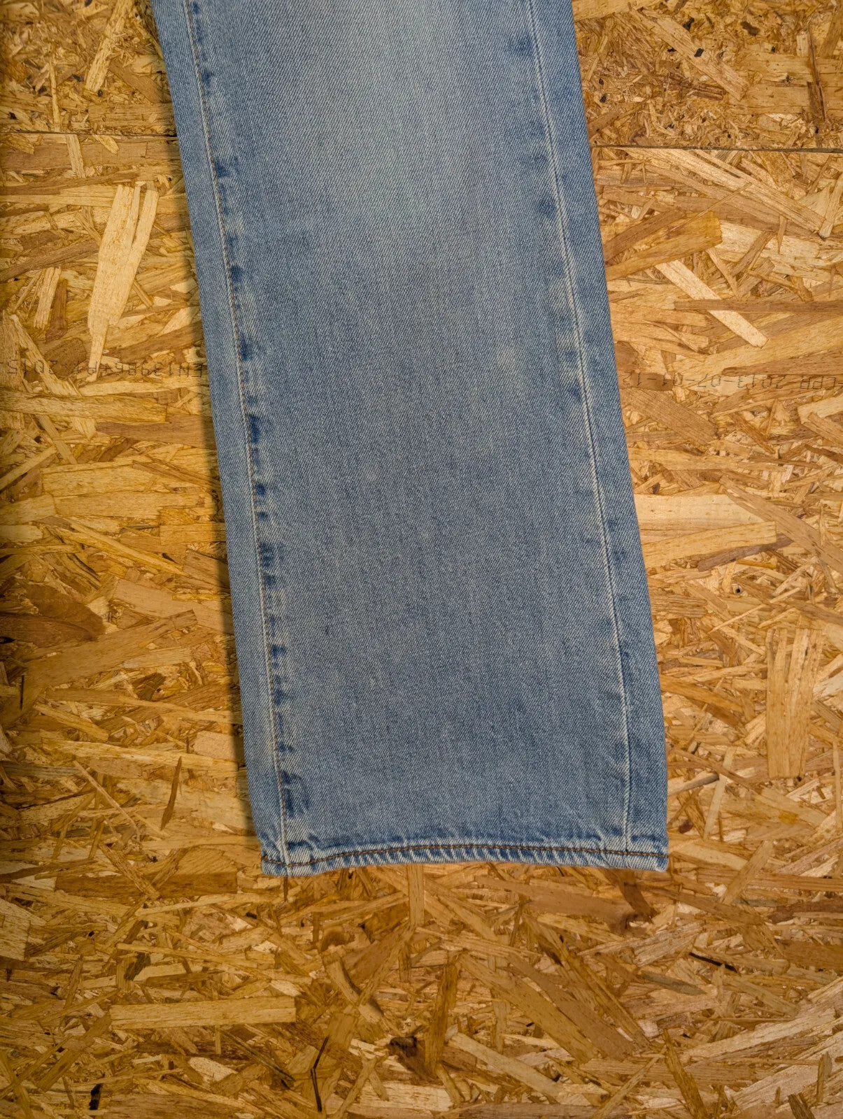 Levis 527 Jeans Mens W33 L30 Light Blue Wash Denim Bootcut Vintage Leather Patch