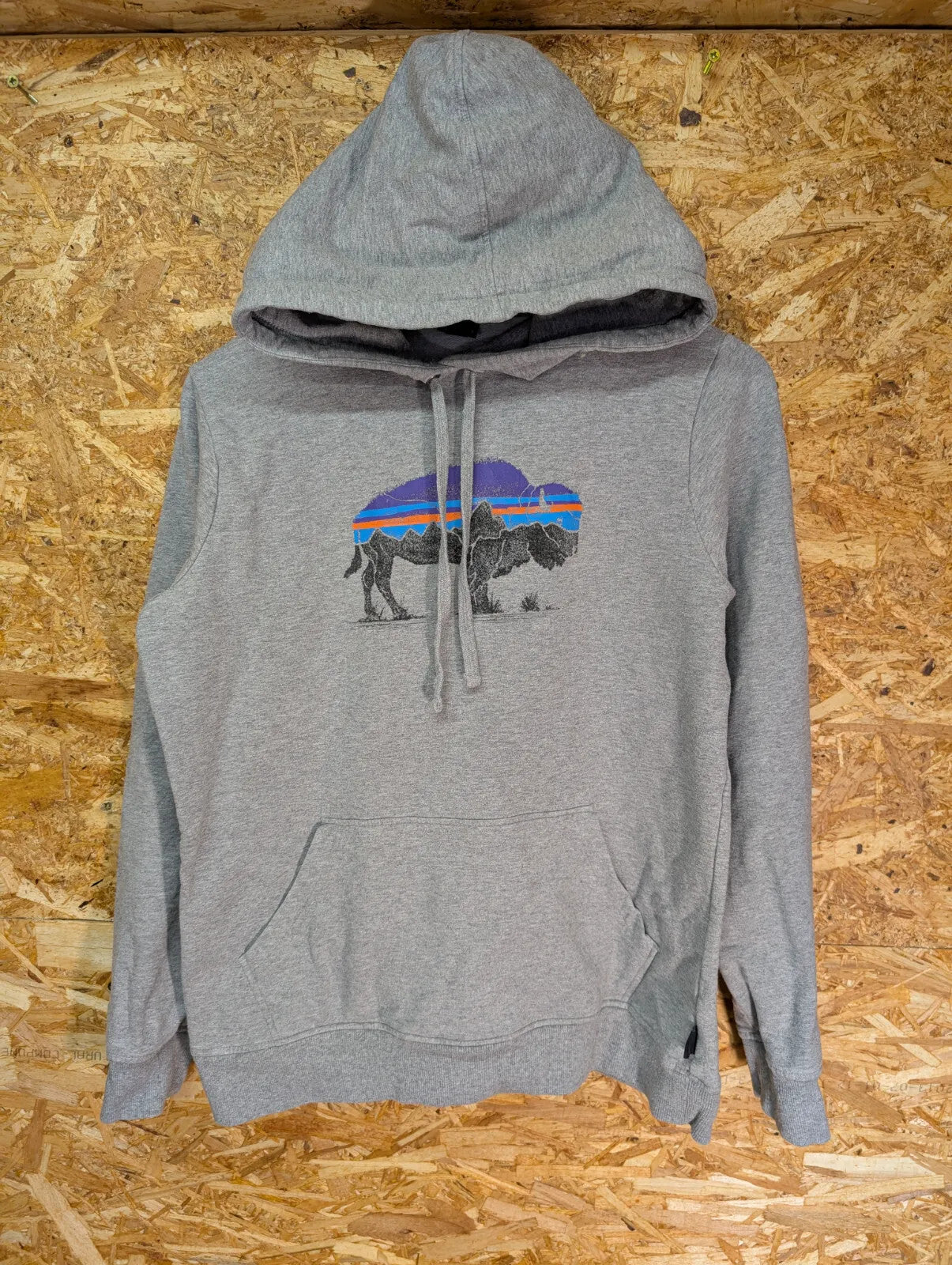 Patagonia Grey Cotton Hoodie Womens Medium P6 Logo Pullover Hiking Walking