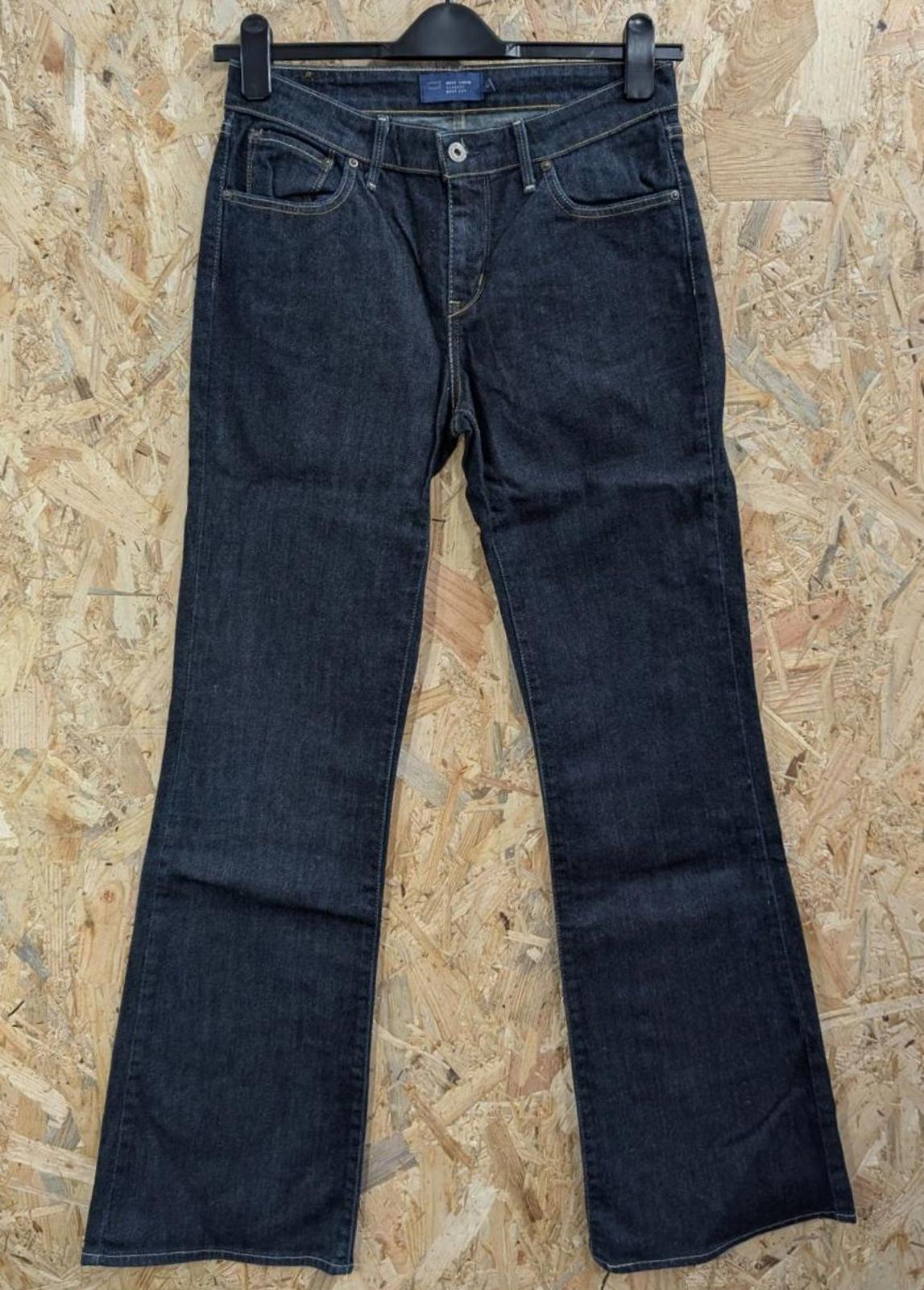 Levis Demi Curve Bootcut Jeans Size 10 W29 L32 Women Navy Blue Red Tab Zip Fly