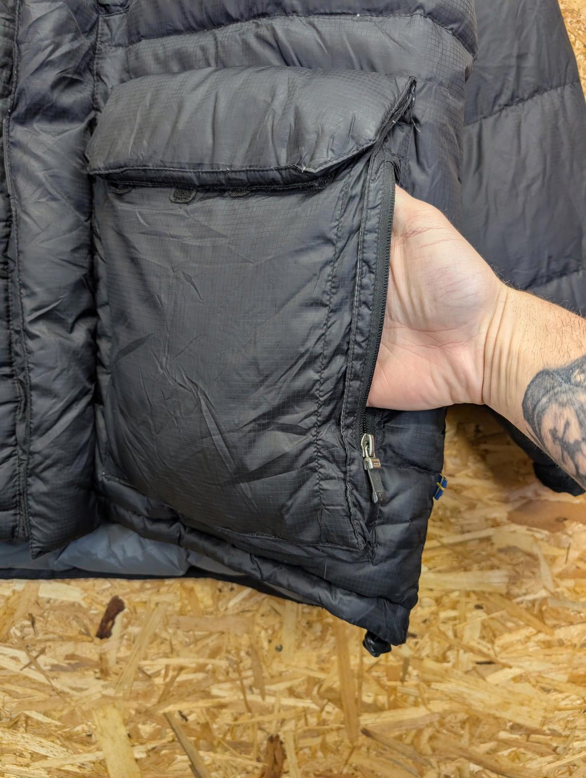 Fjällräven Expedition Down Jacket Large Men Puffer Hooded Down Insulated Black