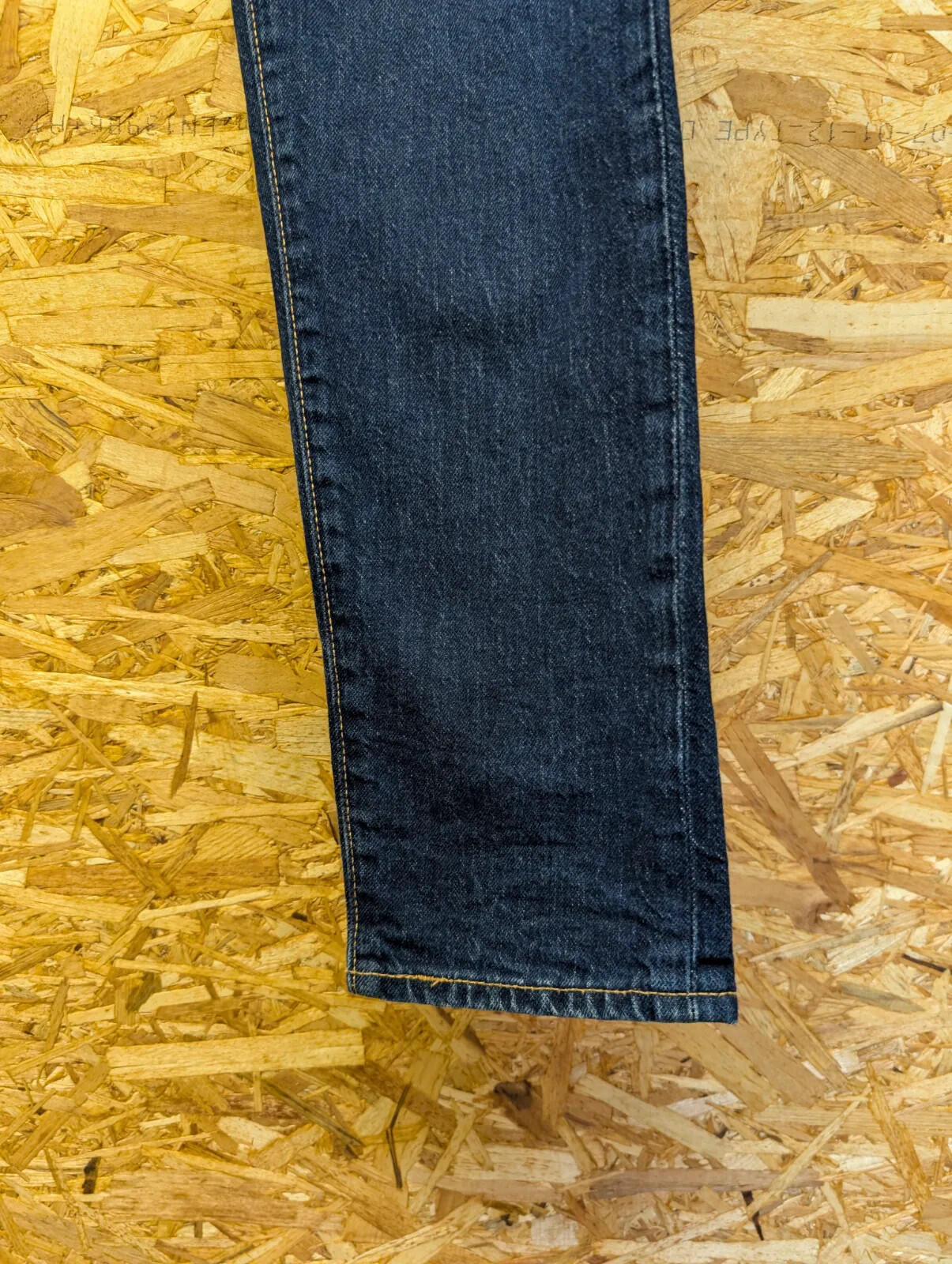 Levis 512 Slim Tapered Jeans Mens W29 L32 Navy Blue Denim Zip Fly Distressed