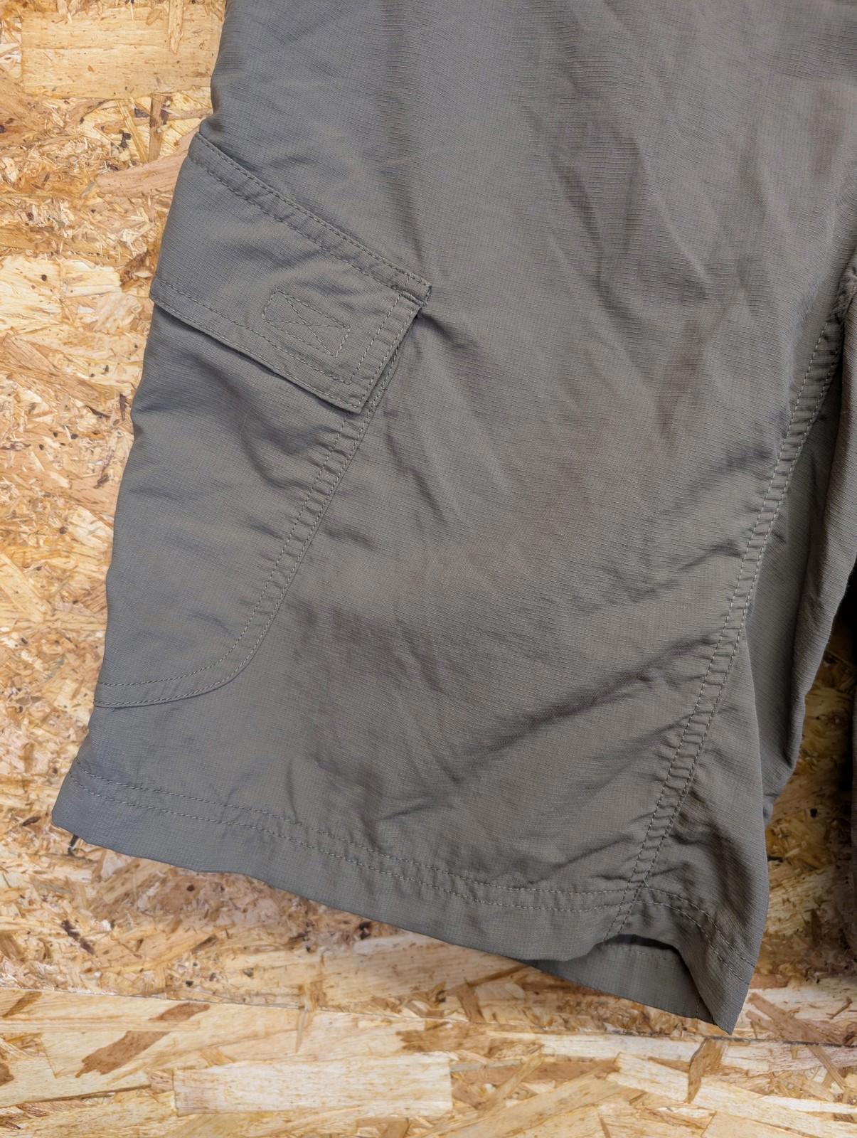 The North Face Cargo Shorts Men 32 Outdoor Nylon Green Casual Utility