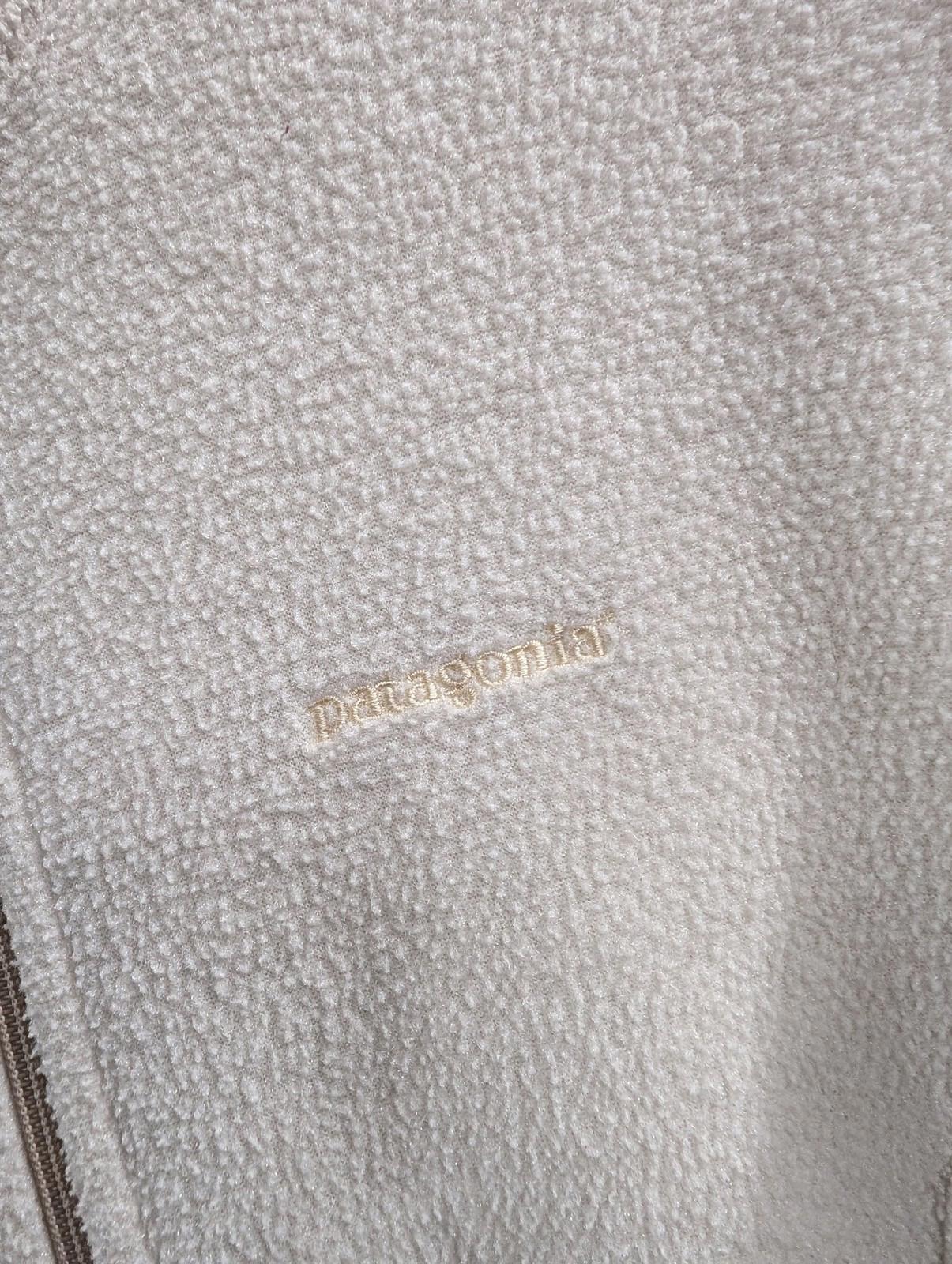 Patagonia Fleece Jacket Small Women Warm Hiking Walking White Made USA Full Zip