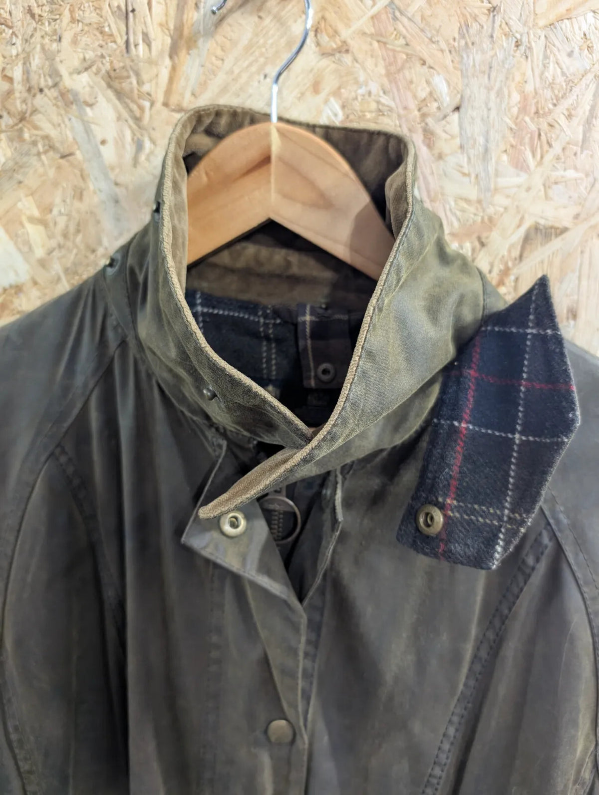 Barbour Waxed Jacket Womens UK14 Olive Waxed Cotton Tartan Lining Full Zip Plaid