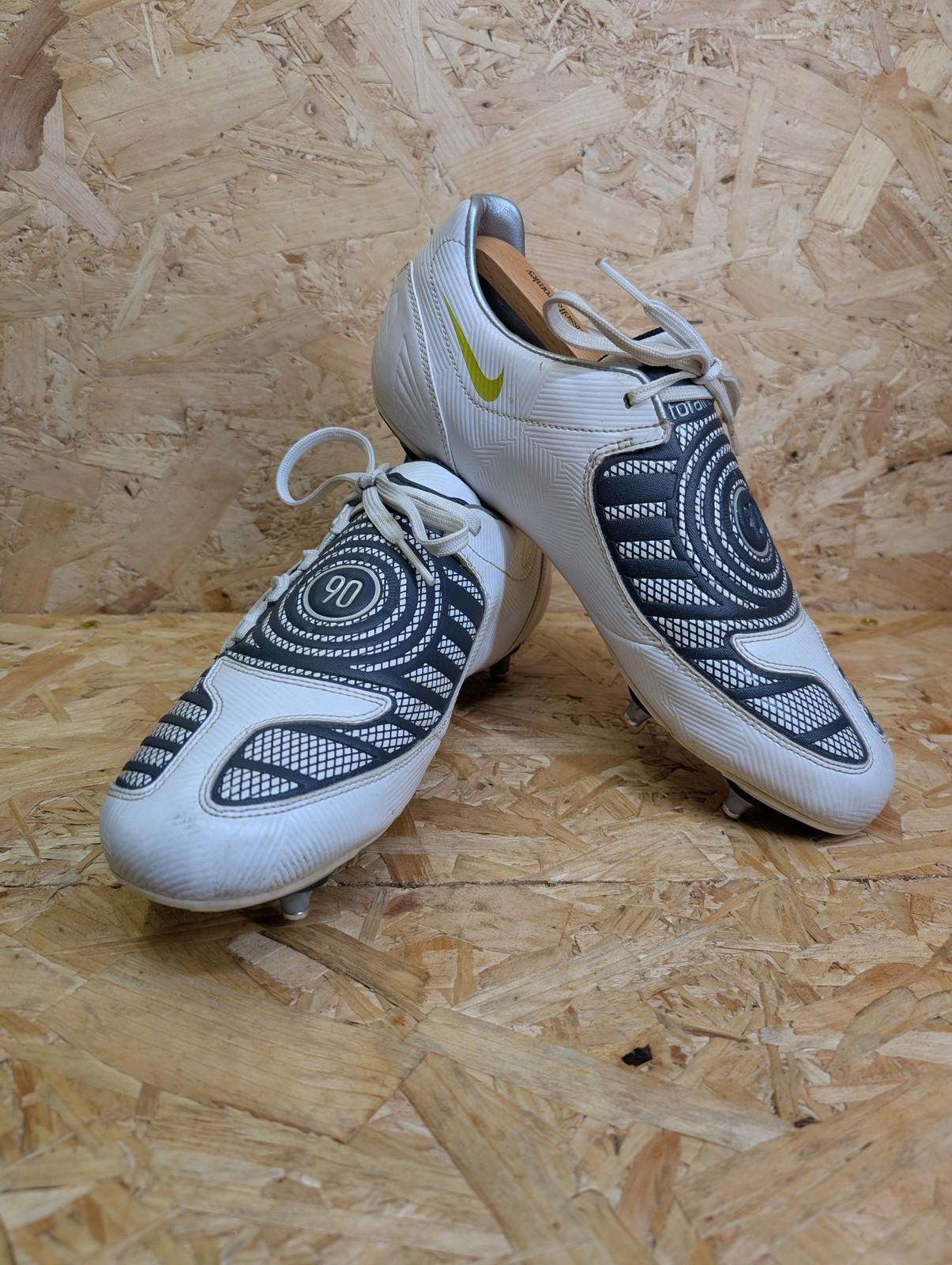 Nike UK 10 Football Boots Total 90 Ninety III OG 2008 Shoot Laser IC Leather Pro