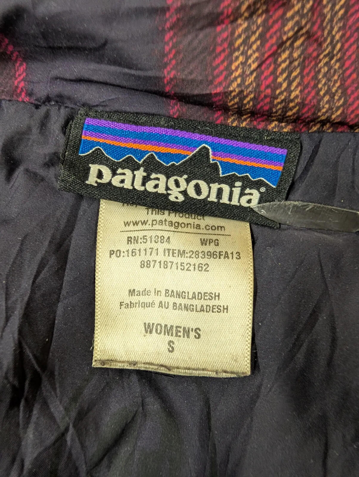 Patagonia Down With It Vest Womens Small Red Navy Plaid Hooded Gilet Puffer Zip