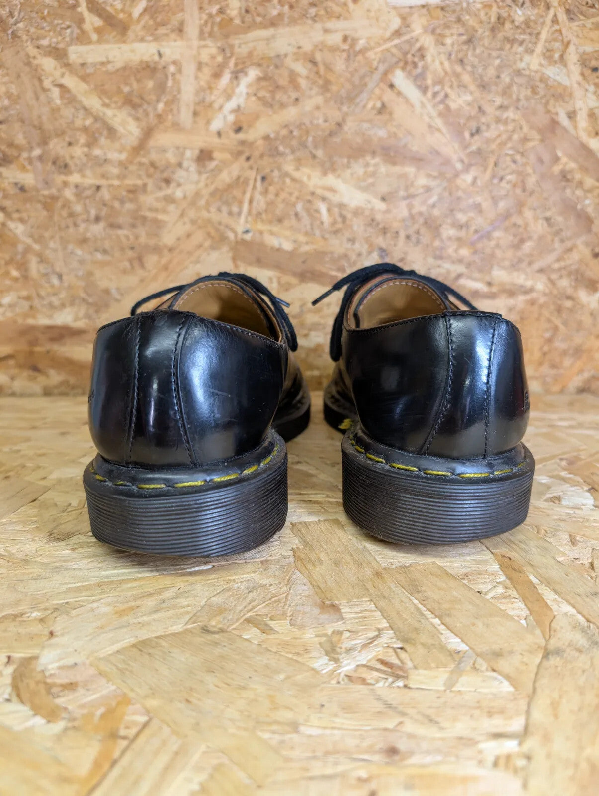Vintage Dr Martens Shoes Mens UK 9 Black Leather Oxford Derby 1461 3-eyelet Lace