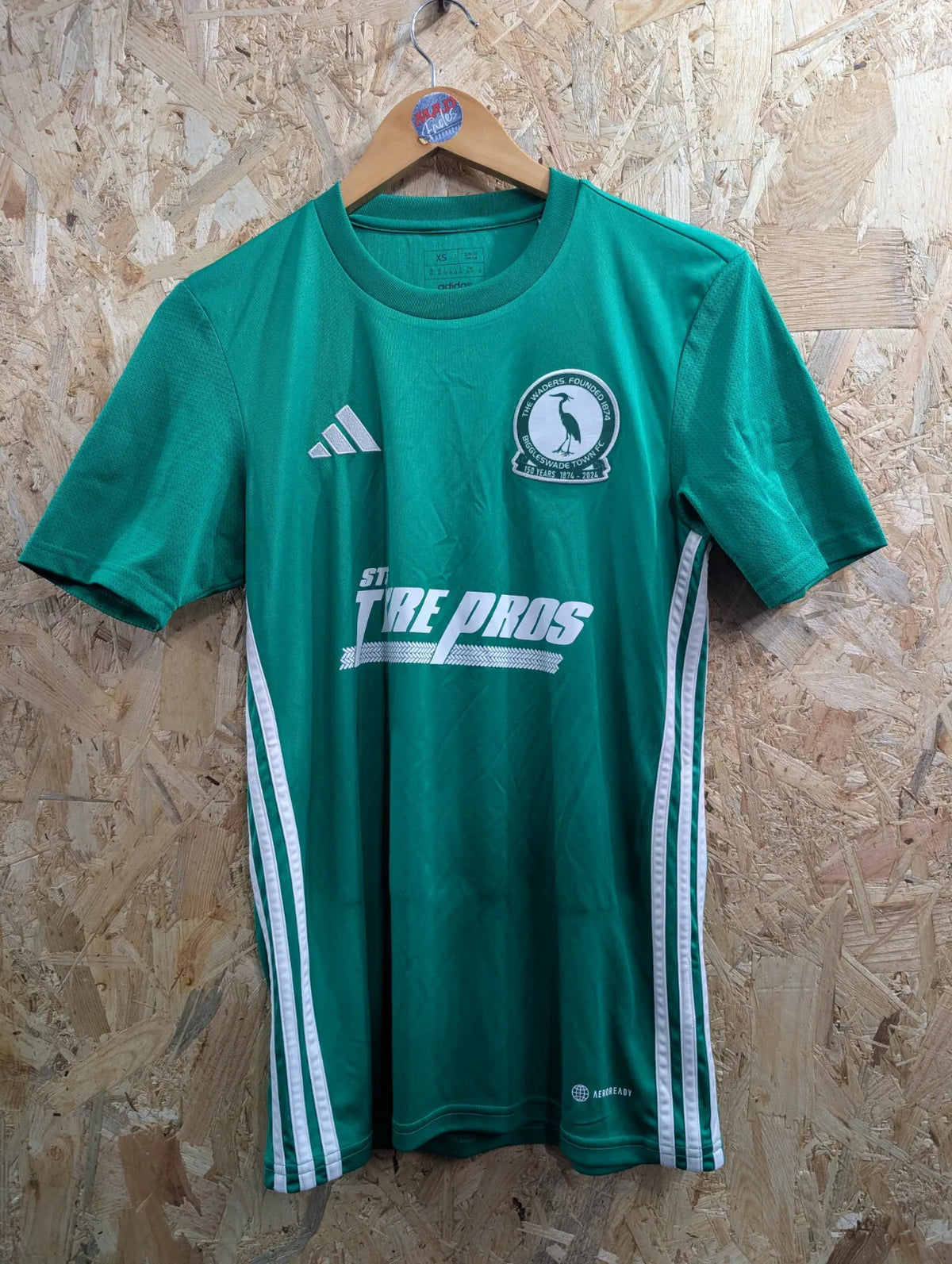 Biggleswade Town Home Football Shirt 23/24 Mens XS Green FC Crest 10 Adidas