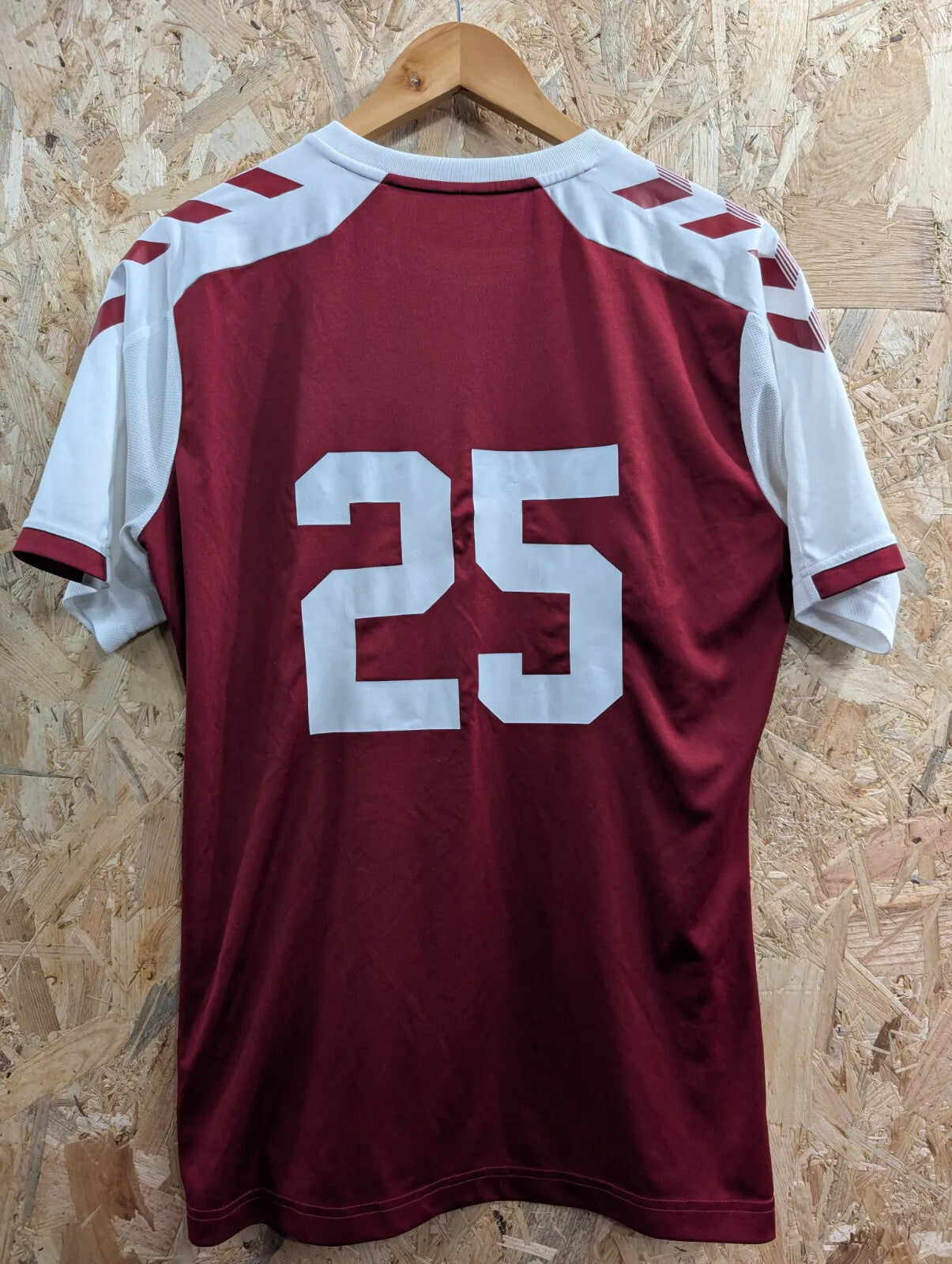 Northampton Town FC 20/21 Home Football Shirt Men Medium Burgundy S/S Hummel